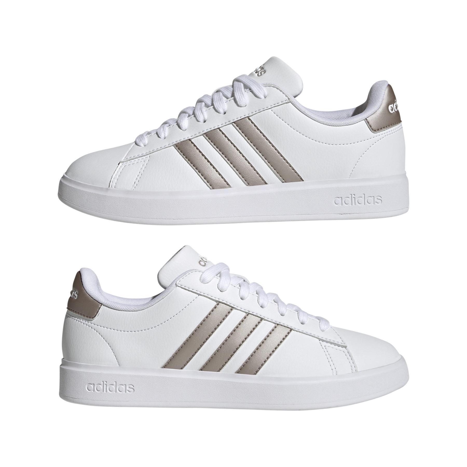 product/a/d/adidas-originals_gw9215_10_footwear_photography_mirrored_pair_view_white_000.jpg
