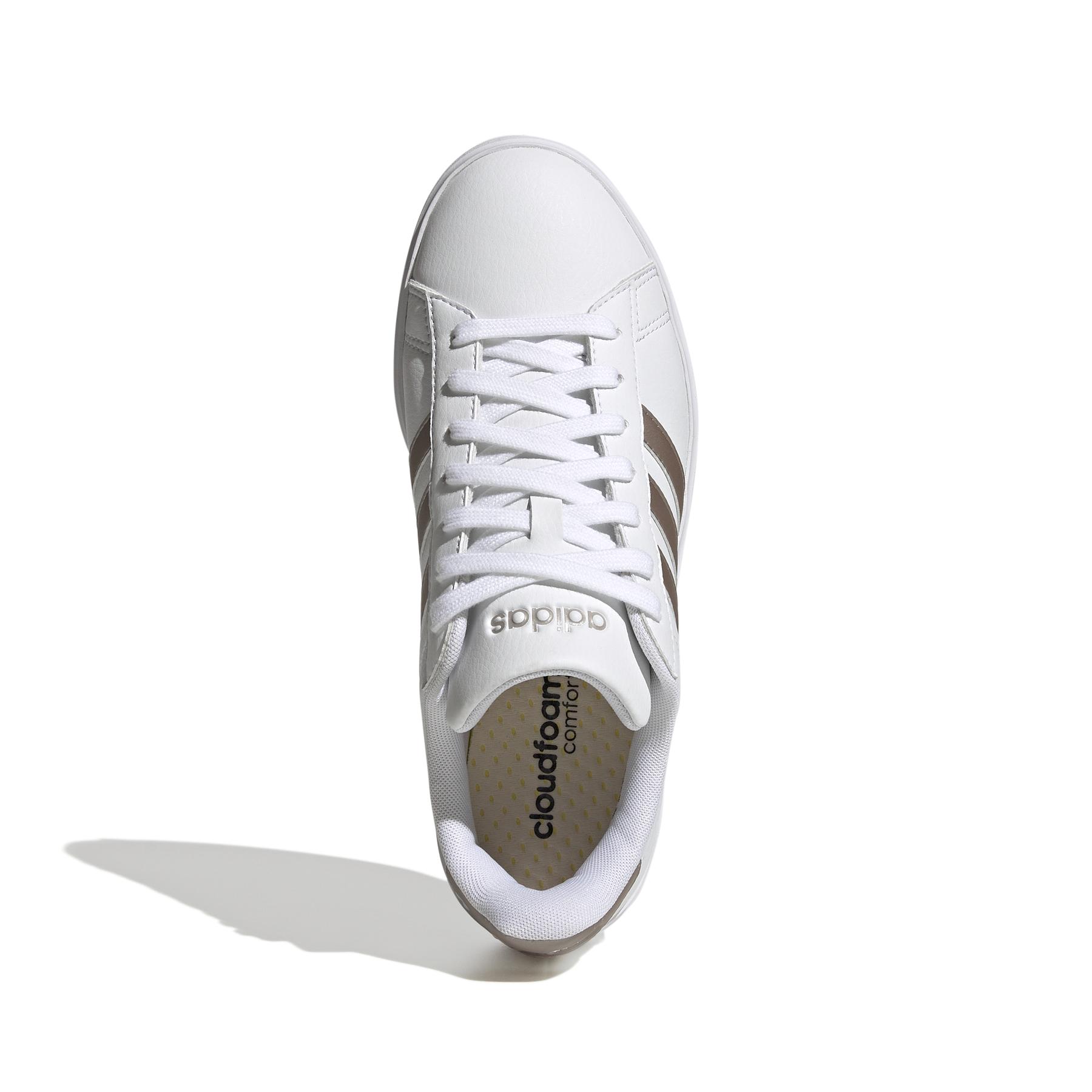 product/a/d/adidas-originals_gw9215_3_footwear_photography_top_portrait_view_white_000.jpg