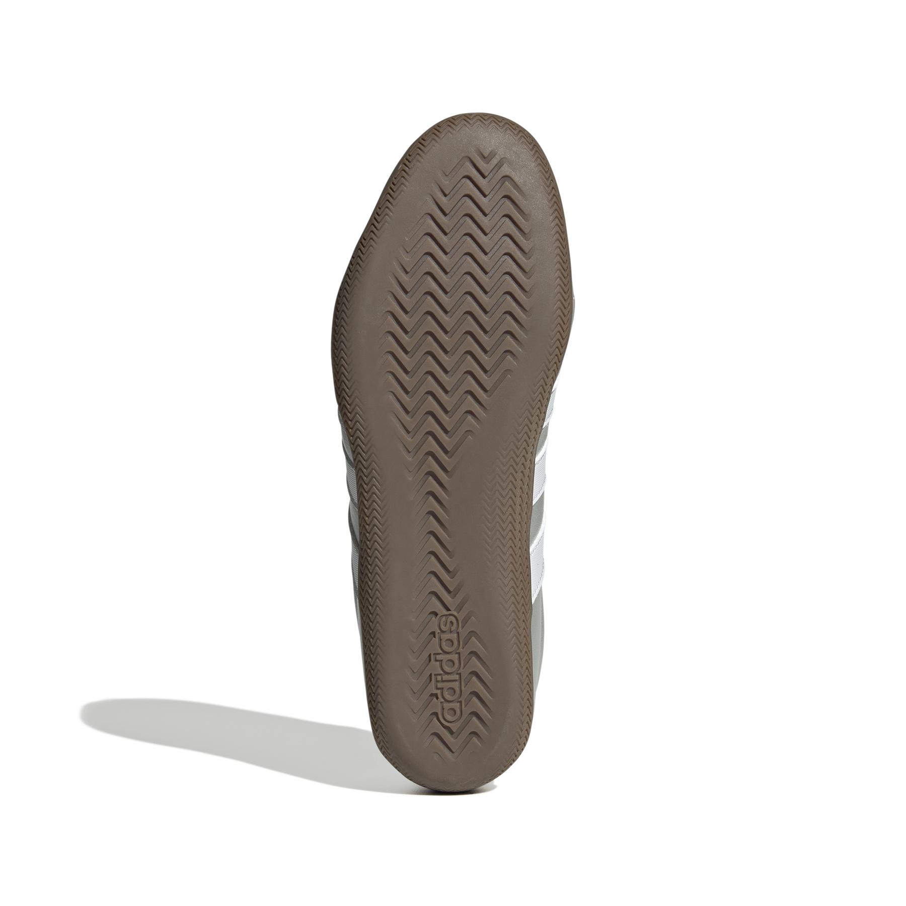 product/a/d/adidas-originals_jq9682_4_footwear_photography_bottom_view_white.jpg