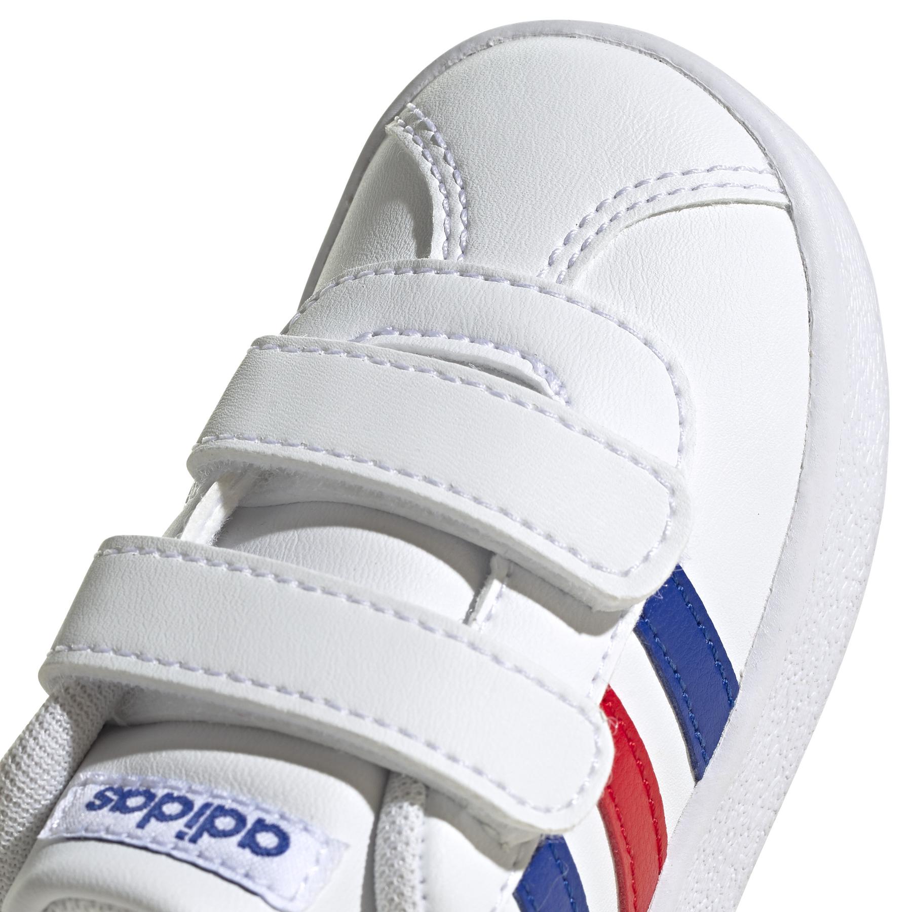 product/a/d/adidas_fy9275_9_footwear_photography_detail_view_2_white.jpg