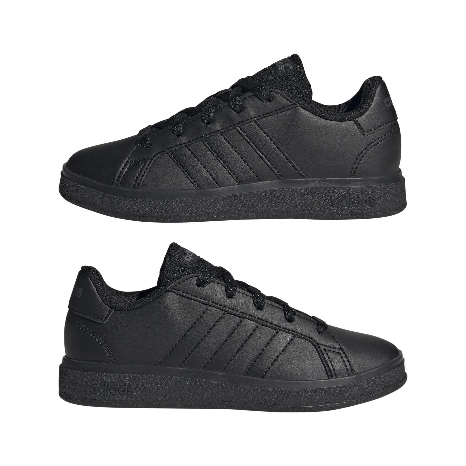 product/a/d/adidas_fz6159_10_footwear_photography_mirrored_pair_view_white_000.jpg