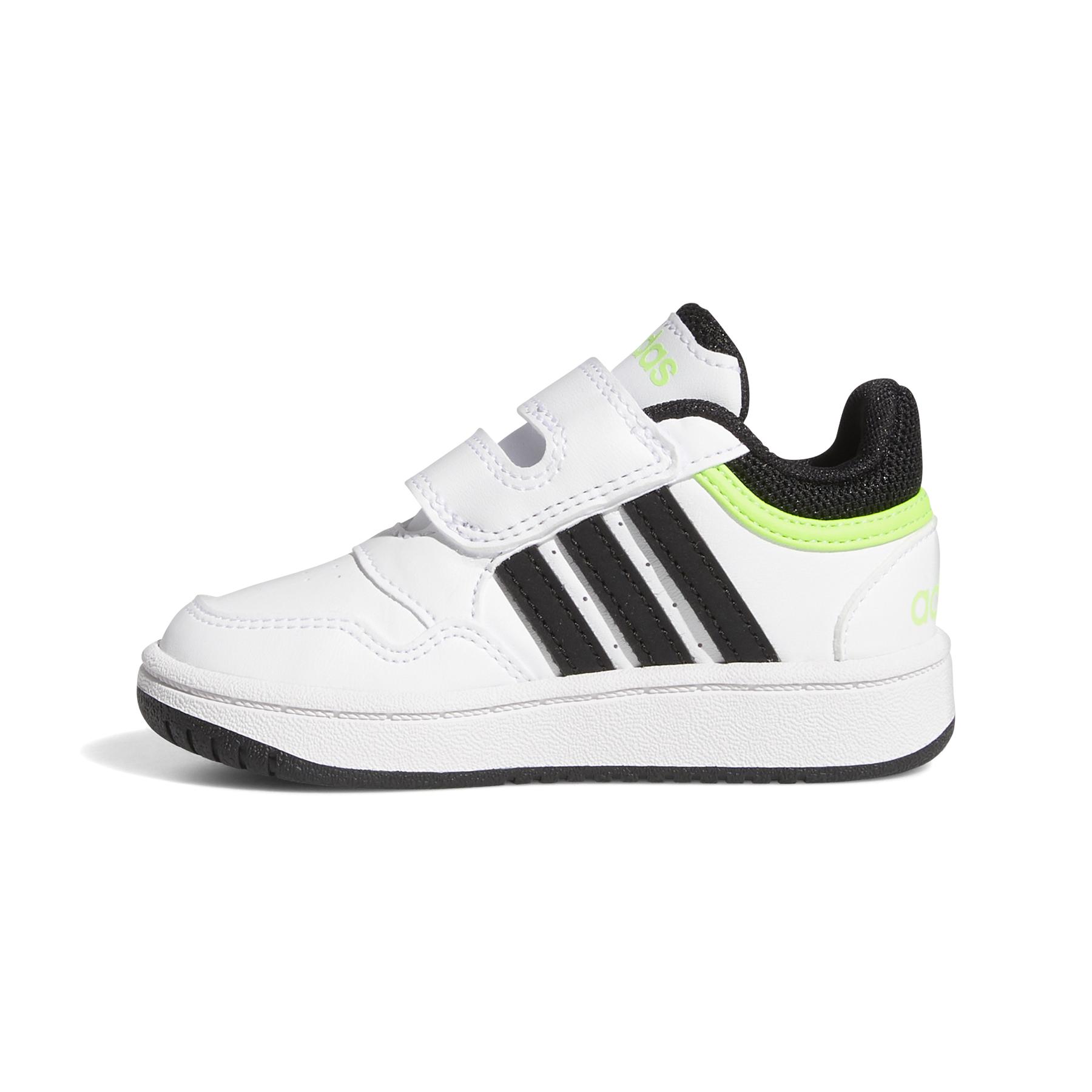 product/a/d/adidas_gw0441_5_footwear_photography_side_medial_center_view_white.jpg
