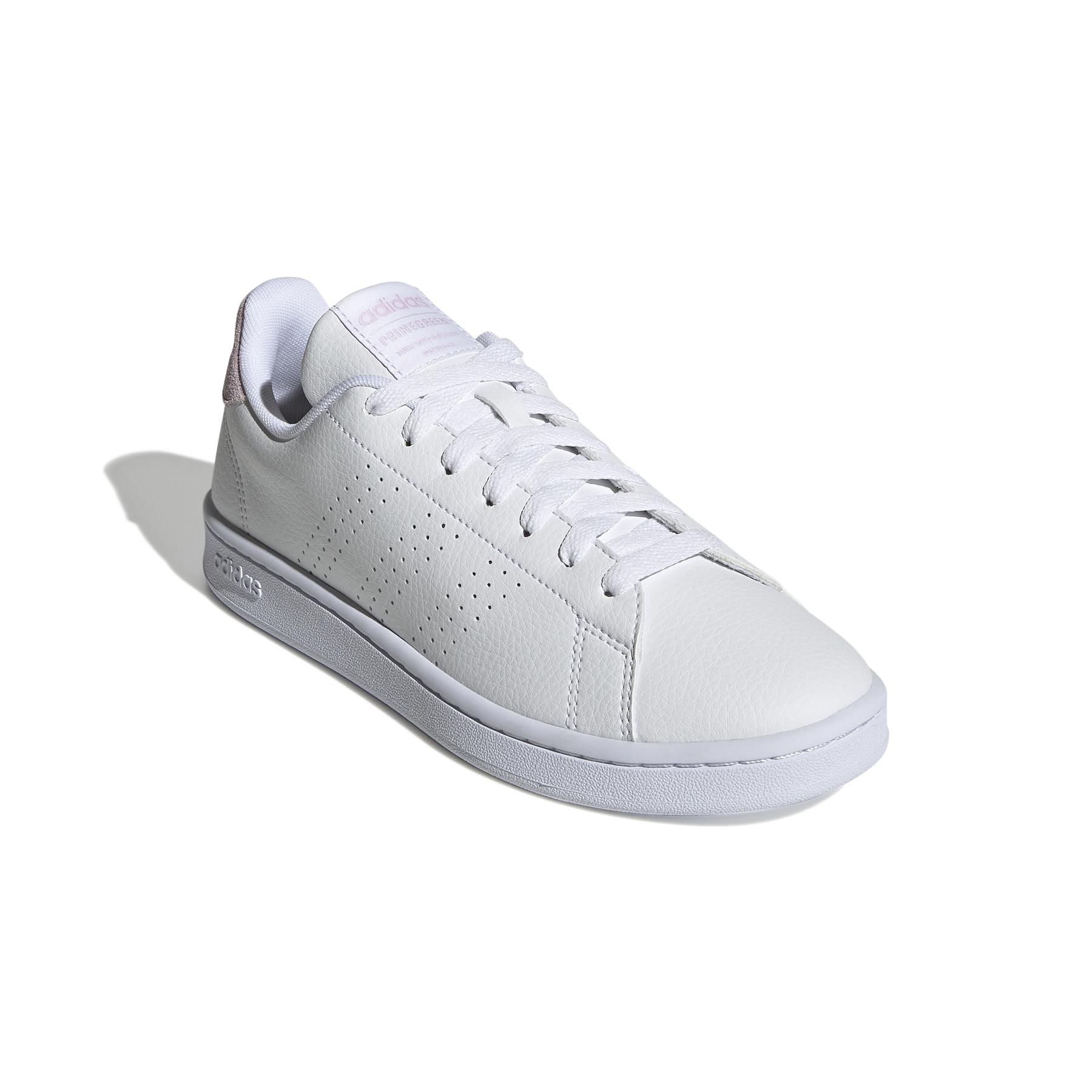 product/a/d/adidas_gw4847_6_footwear_photography_front_lateral_top_view_white.jpg