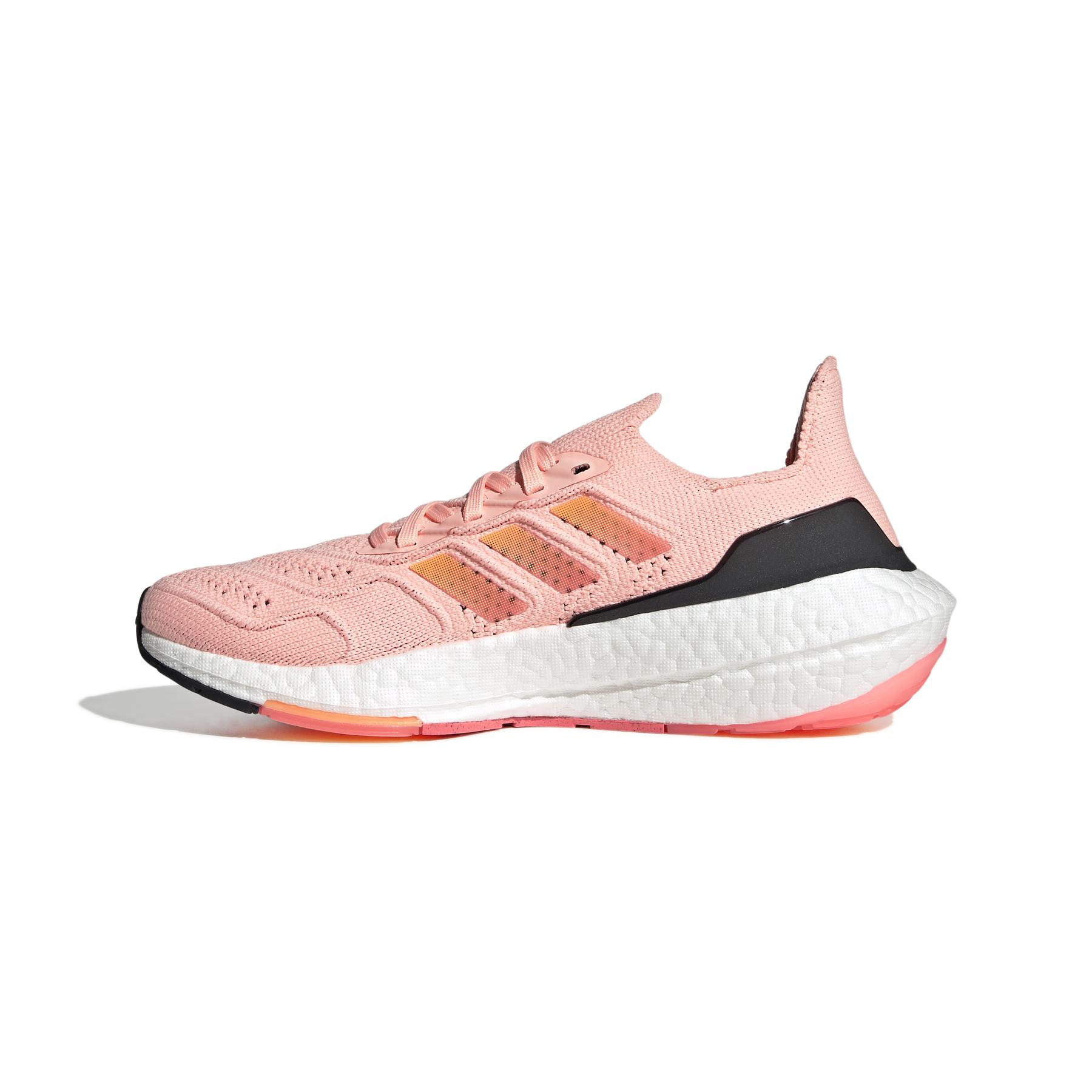 product/a/d/adidas_gx8037_5_footwear_photography_side_medial_center_view_white.jpg