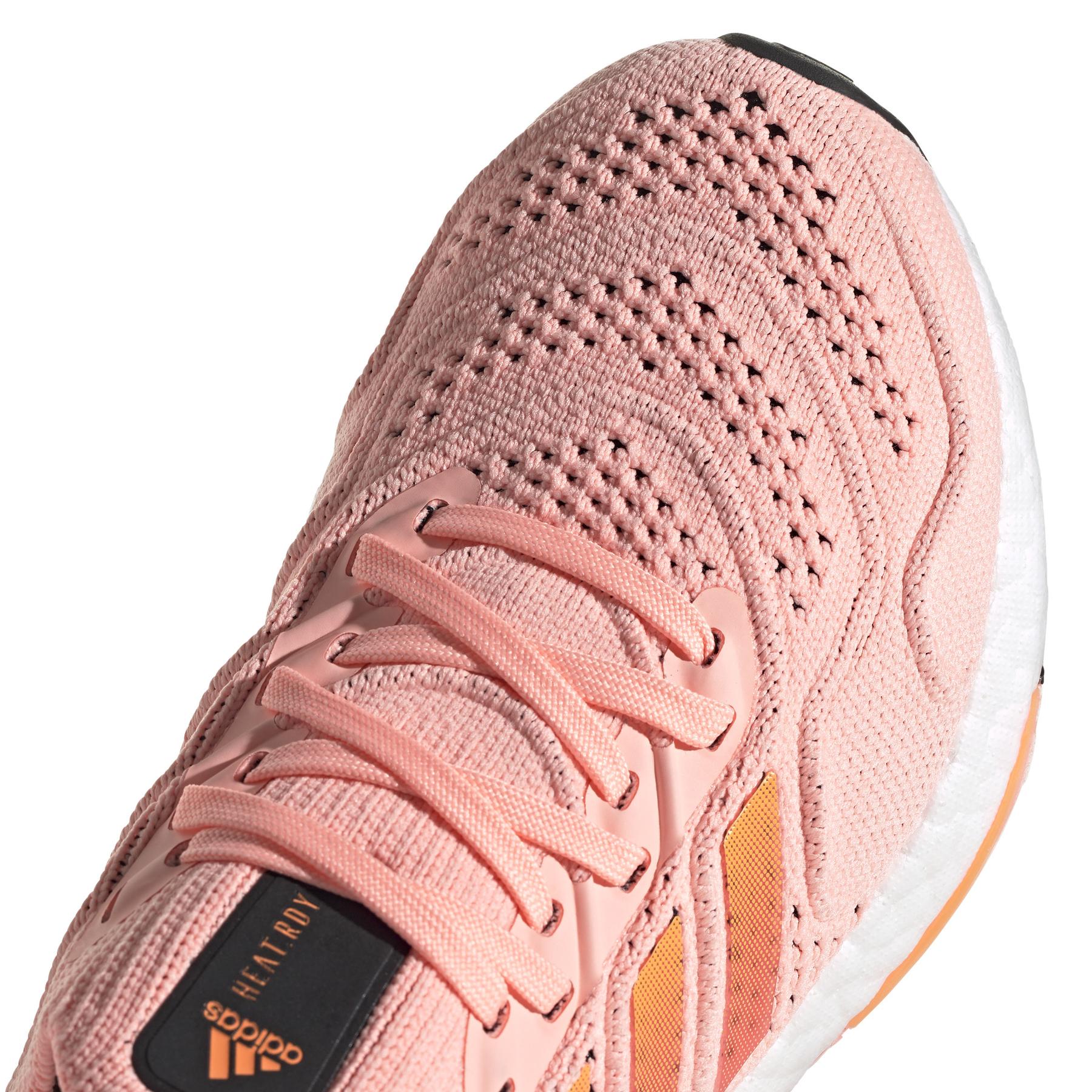 product/a/d/adidas_gx8037_9_footwear_photography_detail_view_2_white.jpg