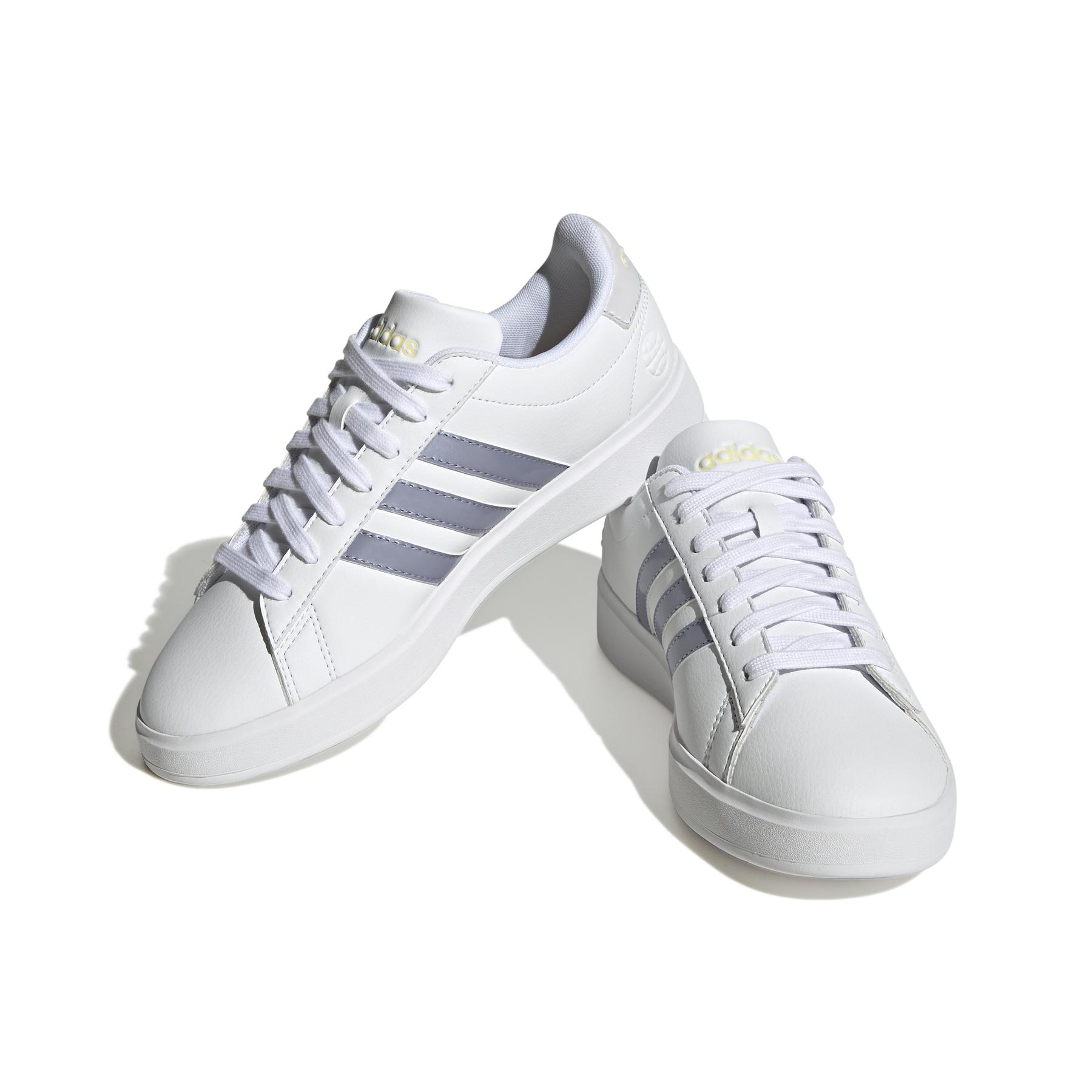 product/a/d/adidas_hp2541_6_footwear_photography_front_lateral_top_view_white_000.jpg