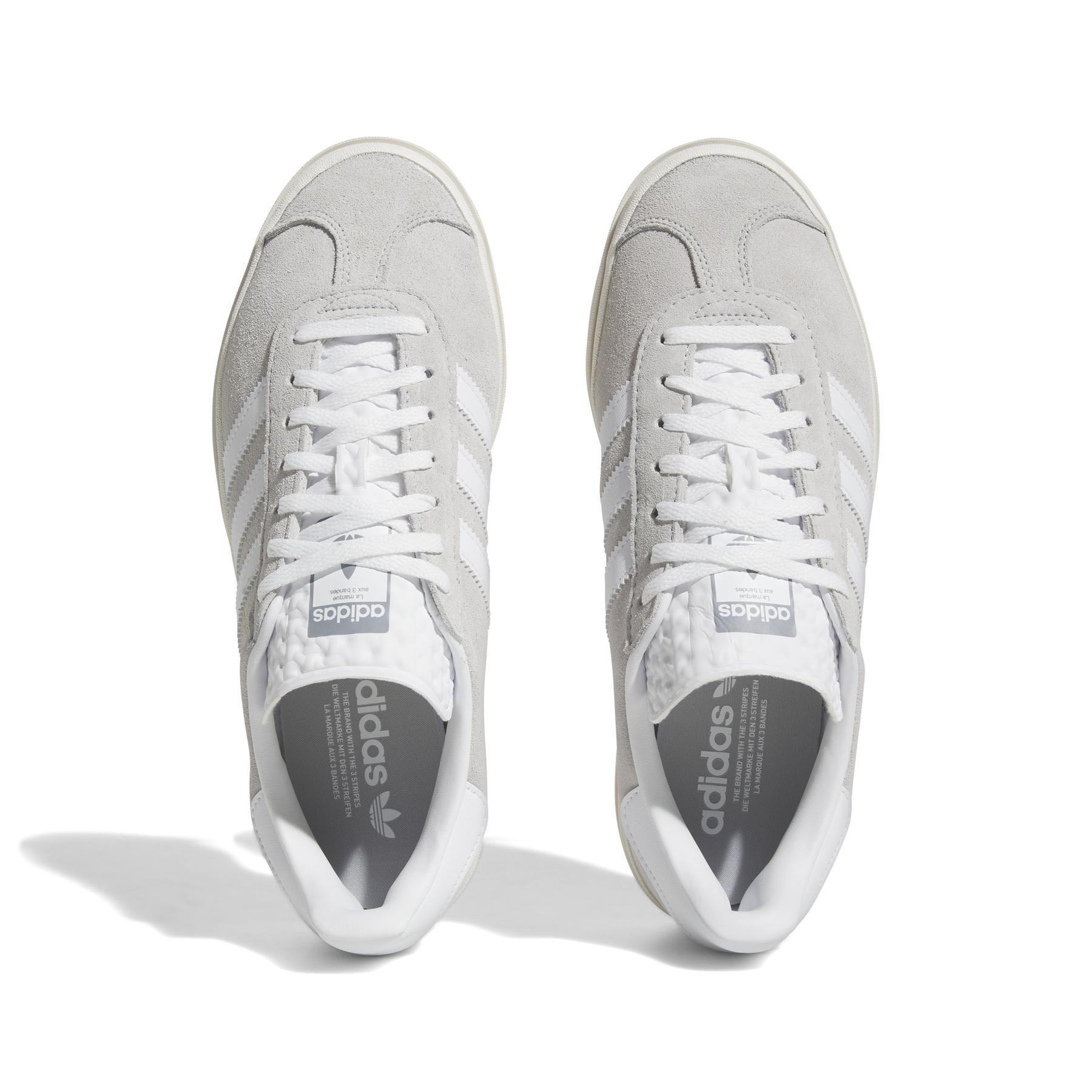 product/a/d/adidas_hq6893_3_footwear_photography_top_portrait_view_white.jpg