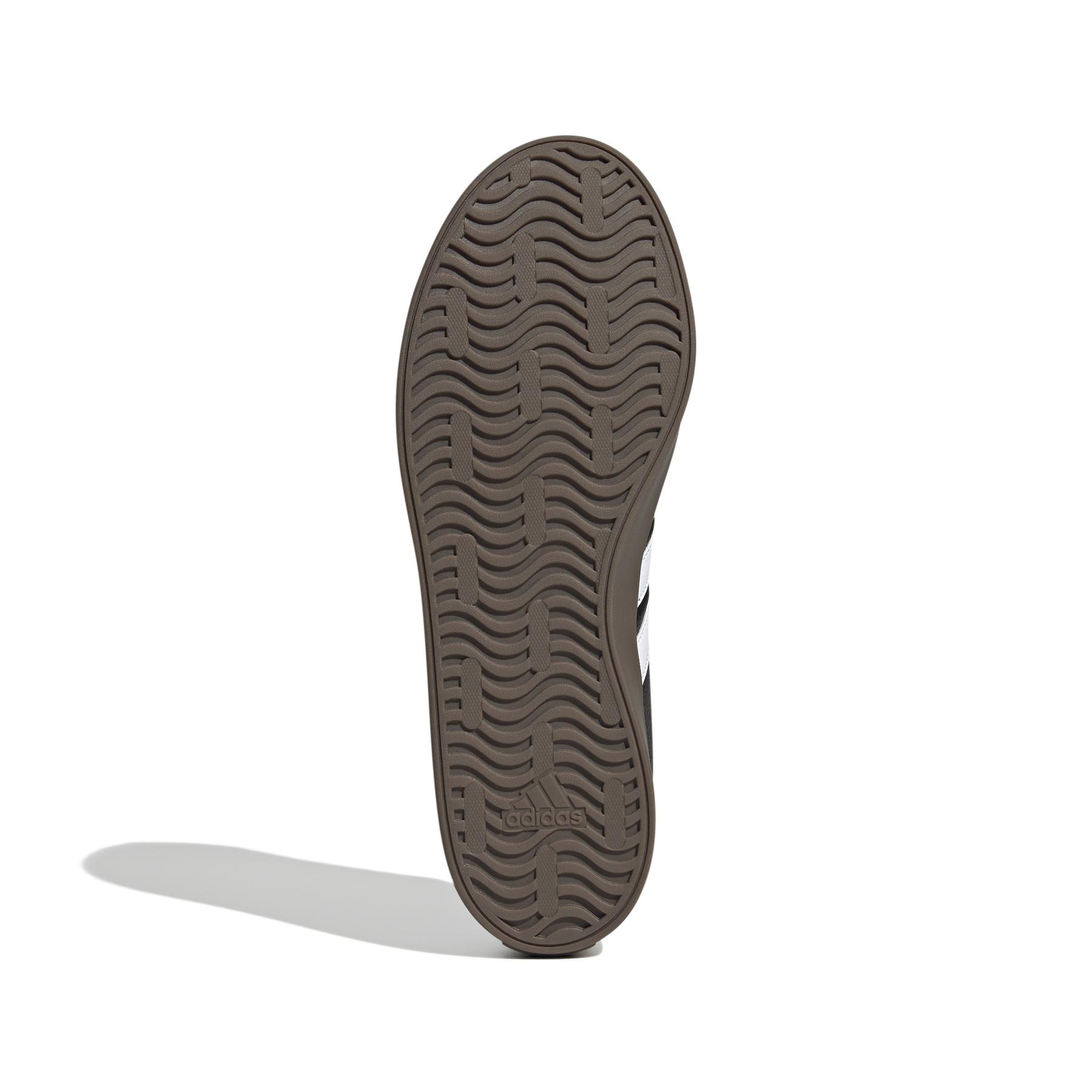 product/a/d/adidas_id6286_4_footwear_photography_bottom_view_white.jpg