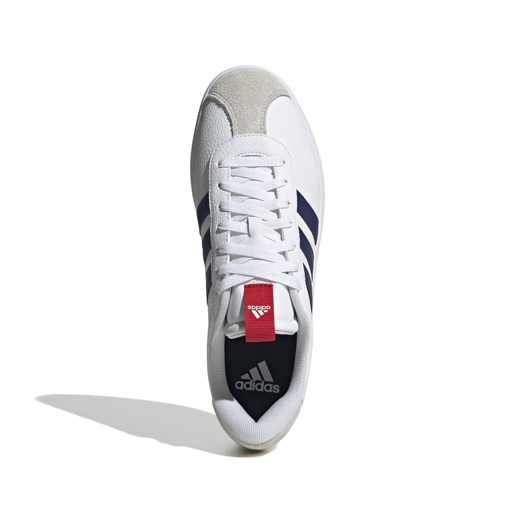 product/a/d/adidas_id6287_3_footwear_photography_top_portrait_view_white.jpg