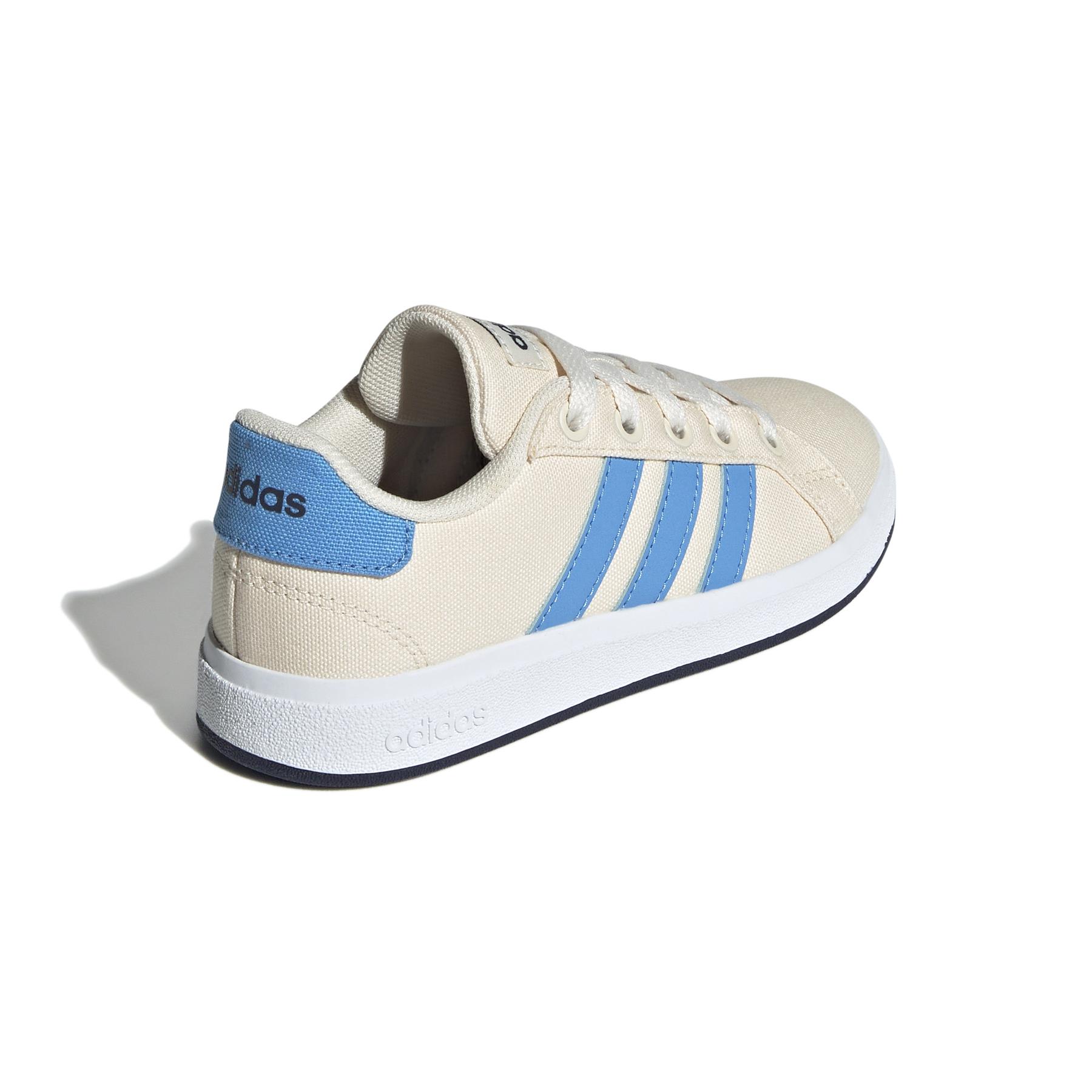 product/a/d/adidas_id7869_7_footwear_photography_back_lateral_top_view_white-nw091625.jpg