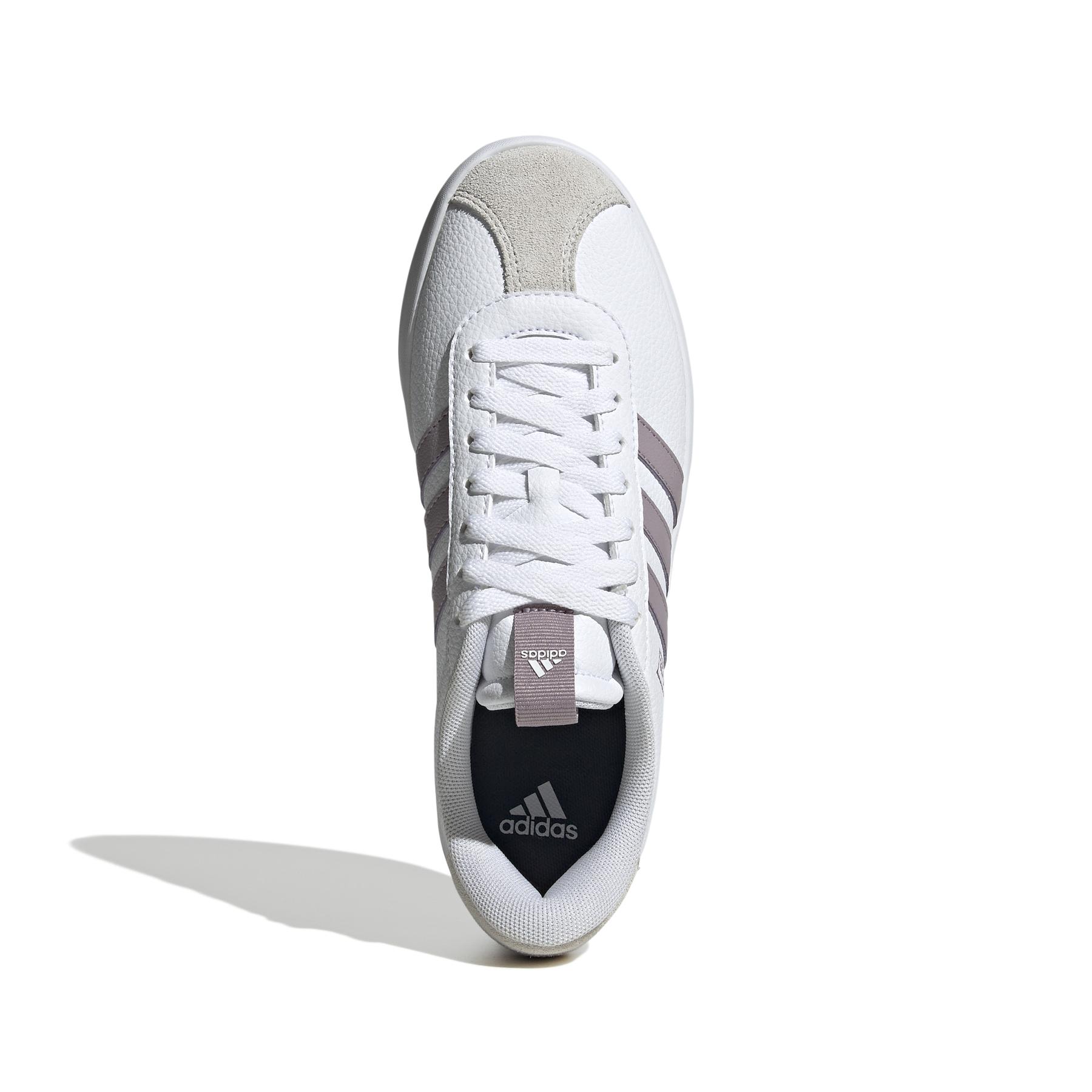 product/a/d/adidas_id8794_3_footwear_photography_top_portrait_view_white.jpg