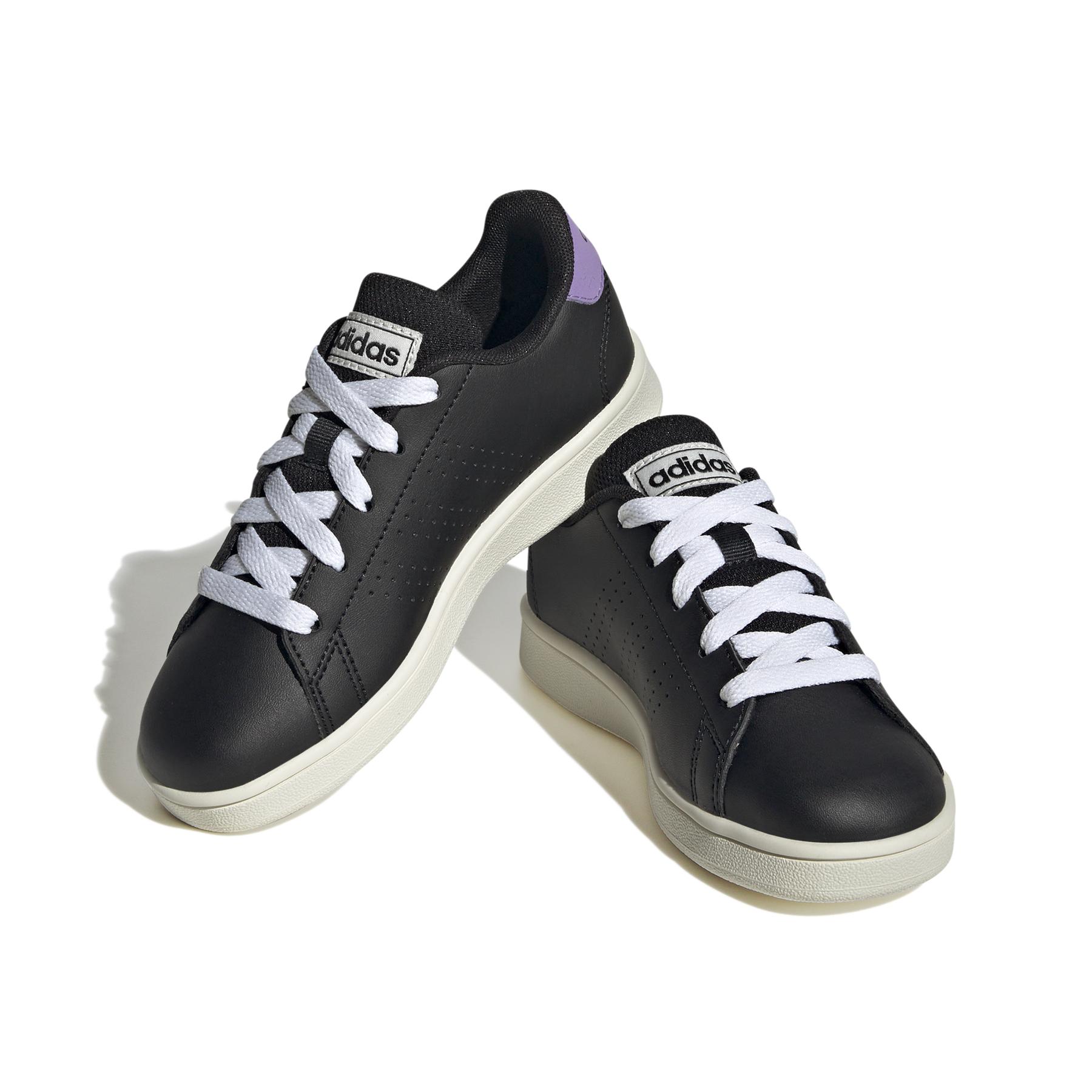 product/a/d/adidas_ie7453_6_footwear_photography_front_lateral_top_view_white.jpg