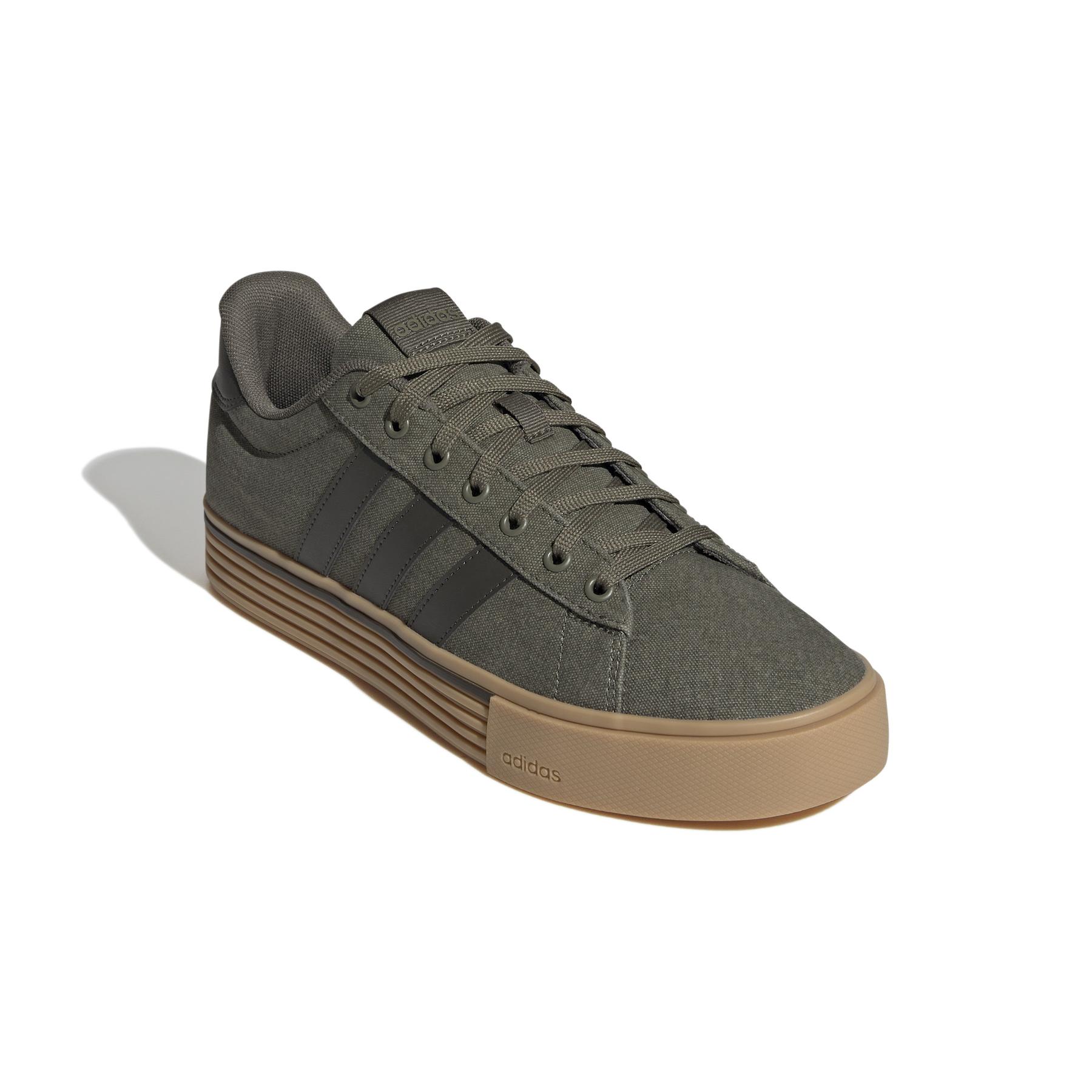 product/a/d/adidas_if4494_6_footwear_photography_front_lateral_top_view_white.jpg