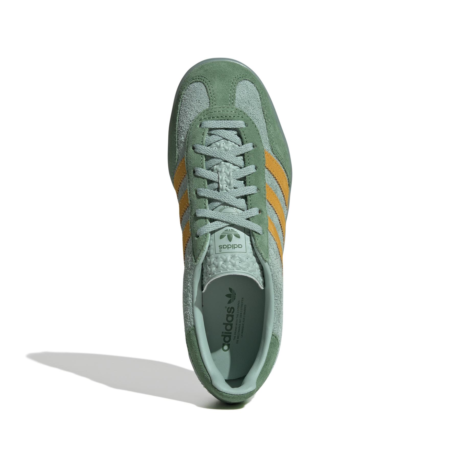 product/a/d/adidas_ig6783_3_footwear_photography_top_portrait_view_white.jpg