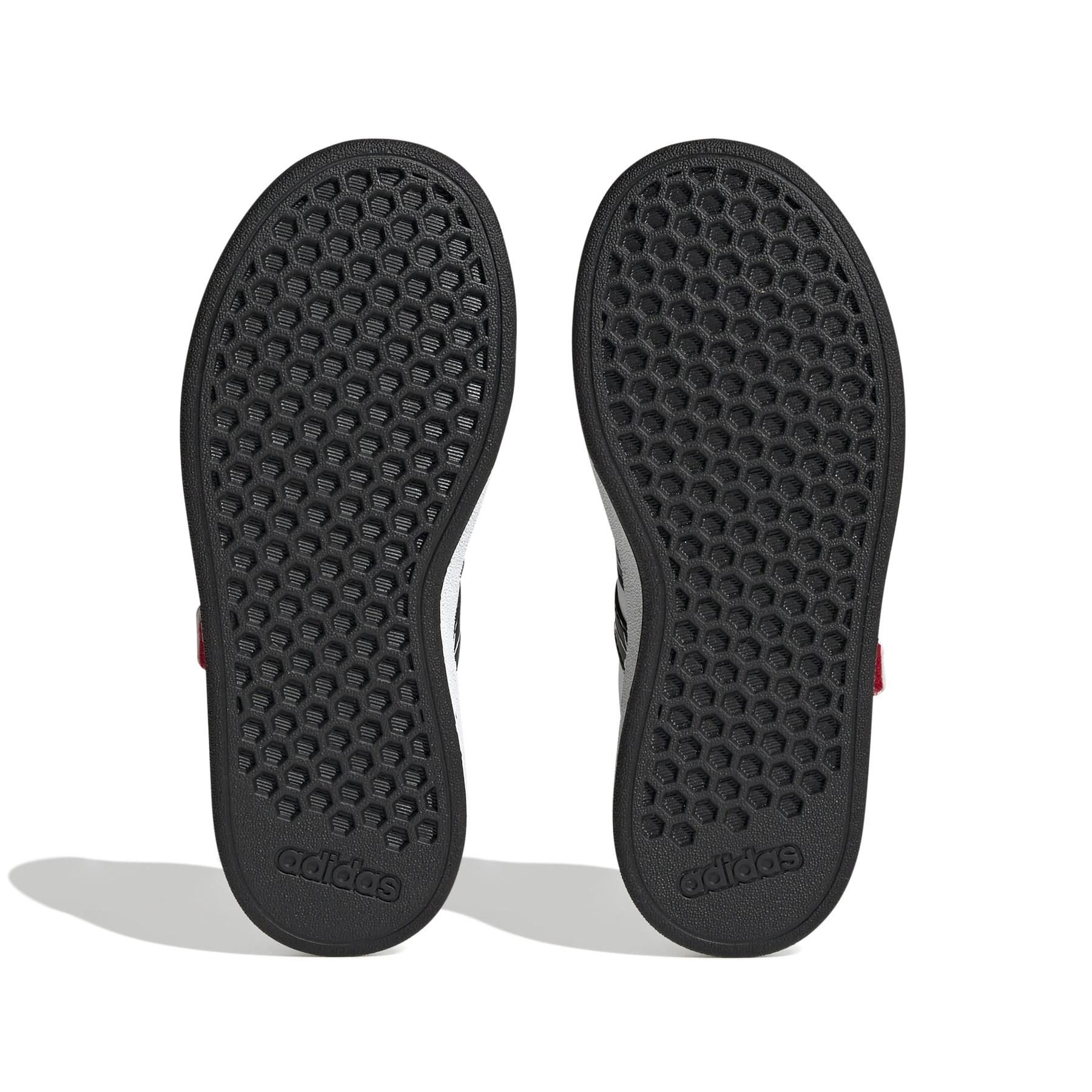 product/a/d/adidas_ig7168_4_footwear_photography_bottom_view_white.jpg