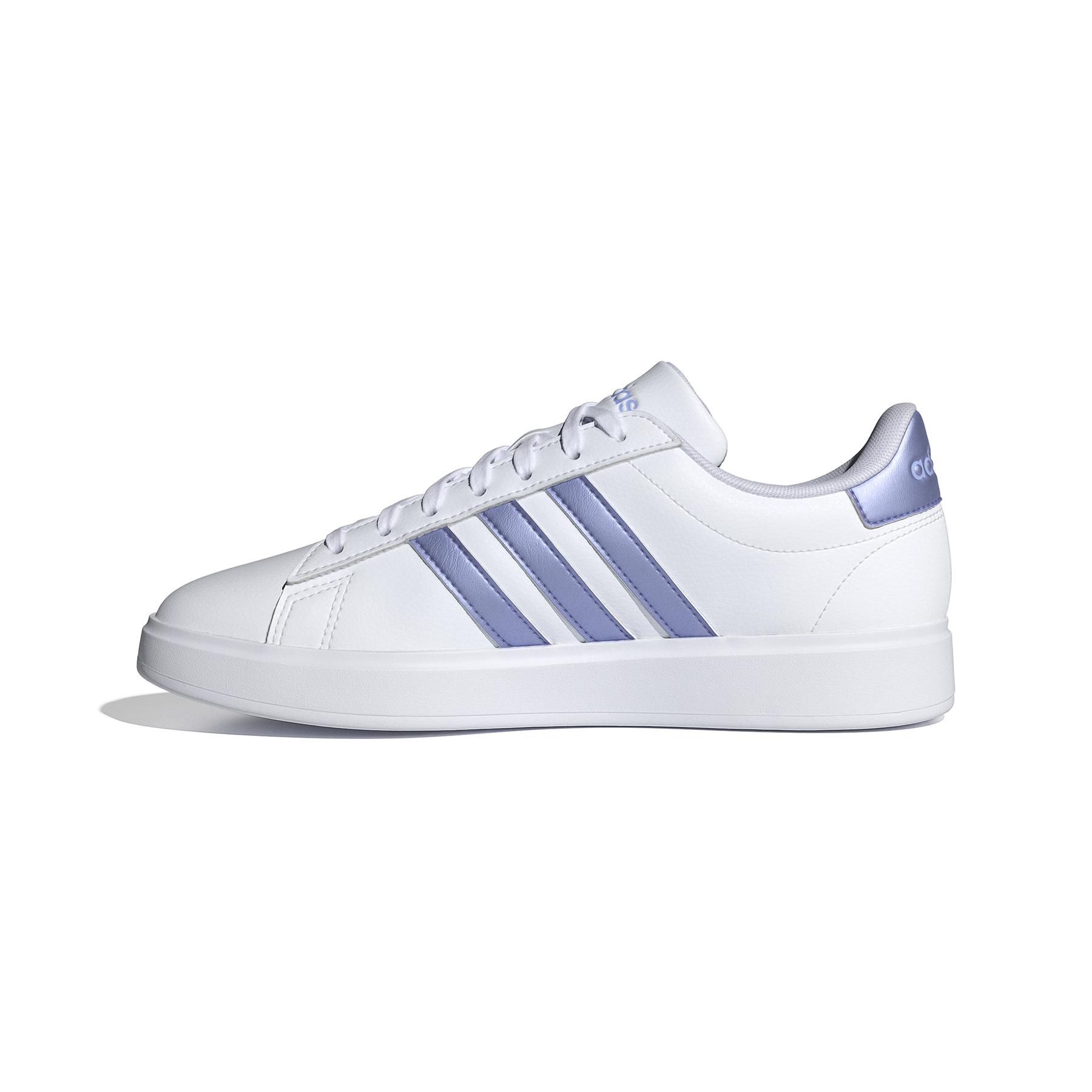 product/a/d/adidas_ig9247_5_footwear_photography_side_medial_center_view_white.jpg