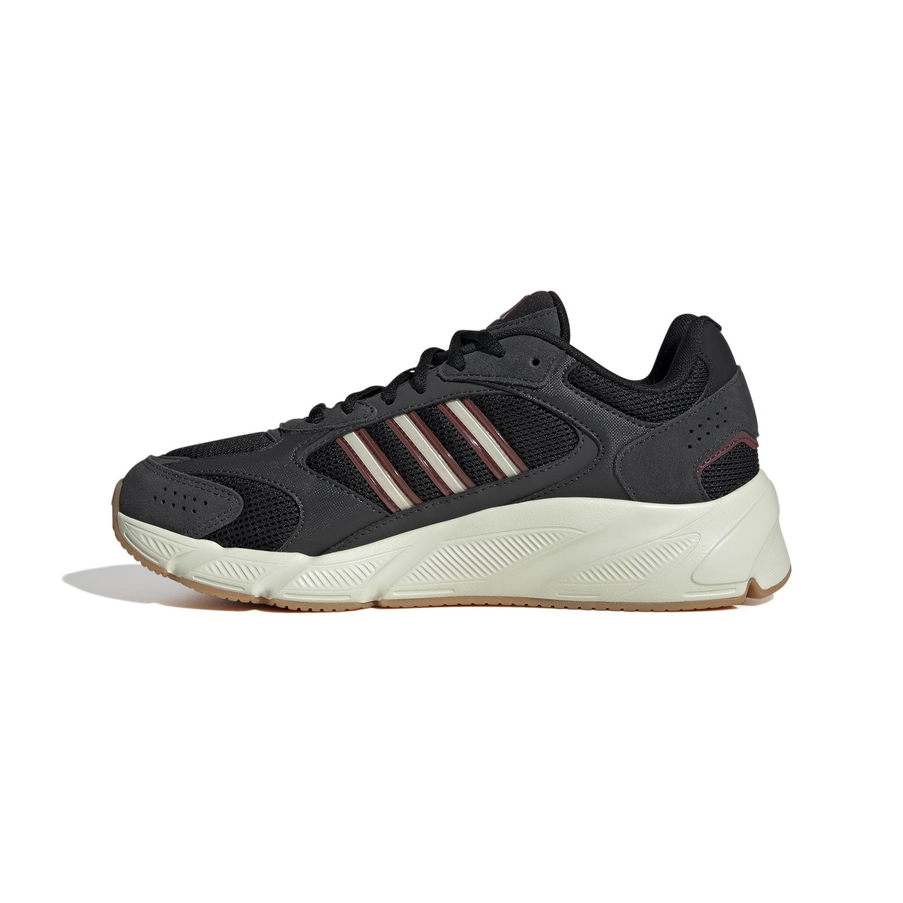 product/a/d/adidas_ih0455_5_footwear_photography_side_medial_center_view_white.jpg
