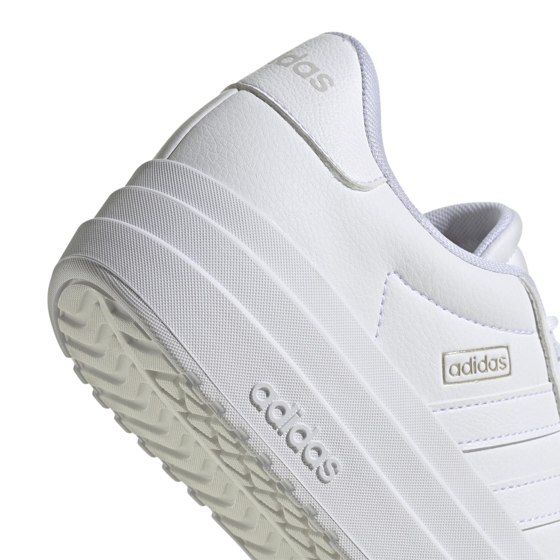 product/a/d/adidas_ih3082_9_footwear_photography_detail_view_2_whiterep2.jpg
