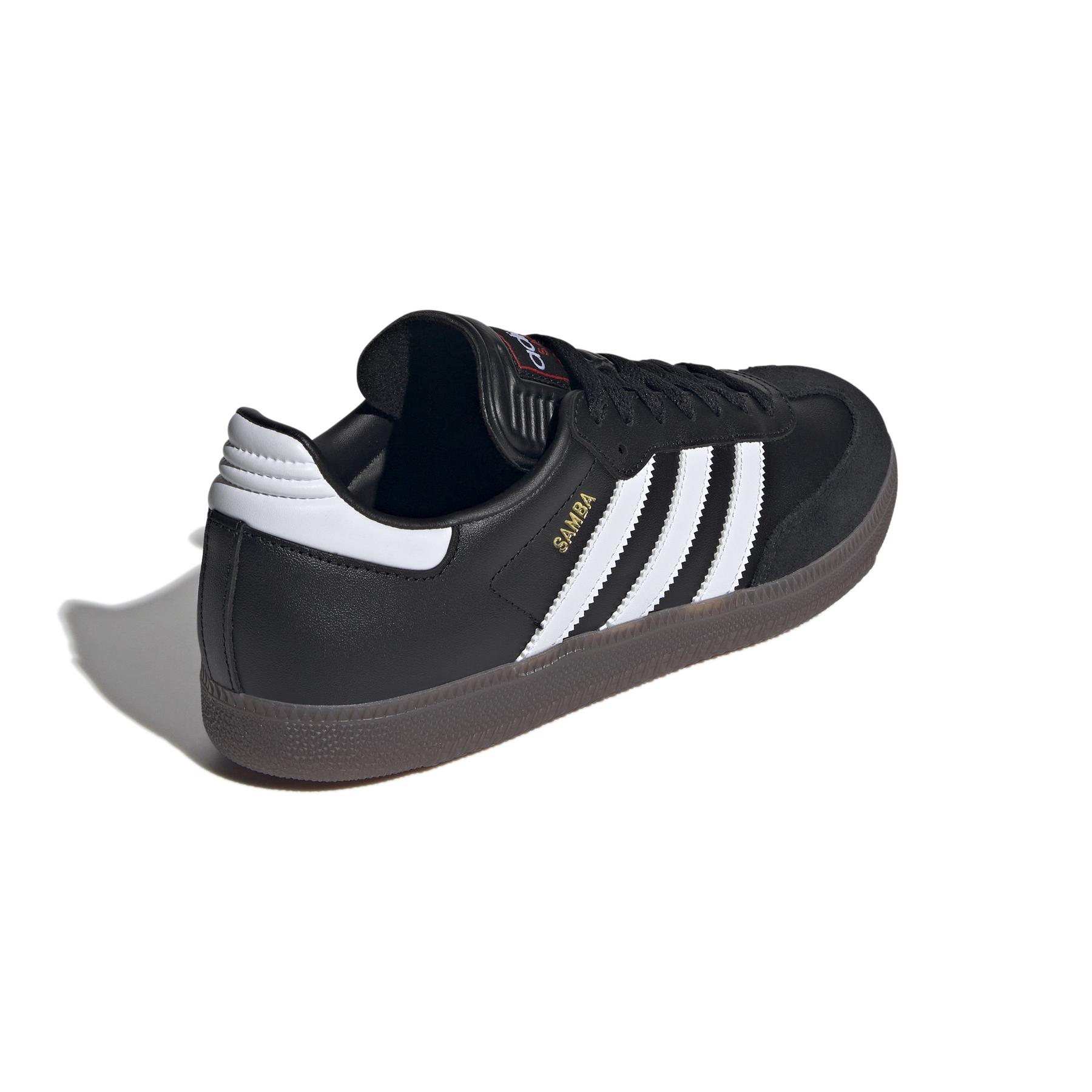 product/a/d/adidas_ih6000_6_footwear_photography_back_lateral_top_view_white.jpg