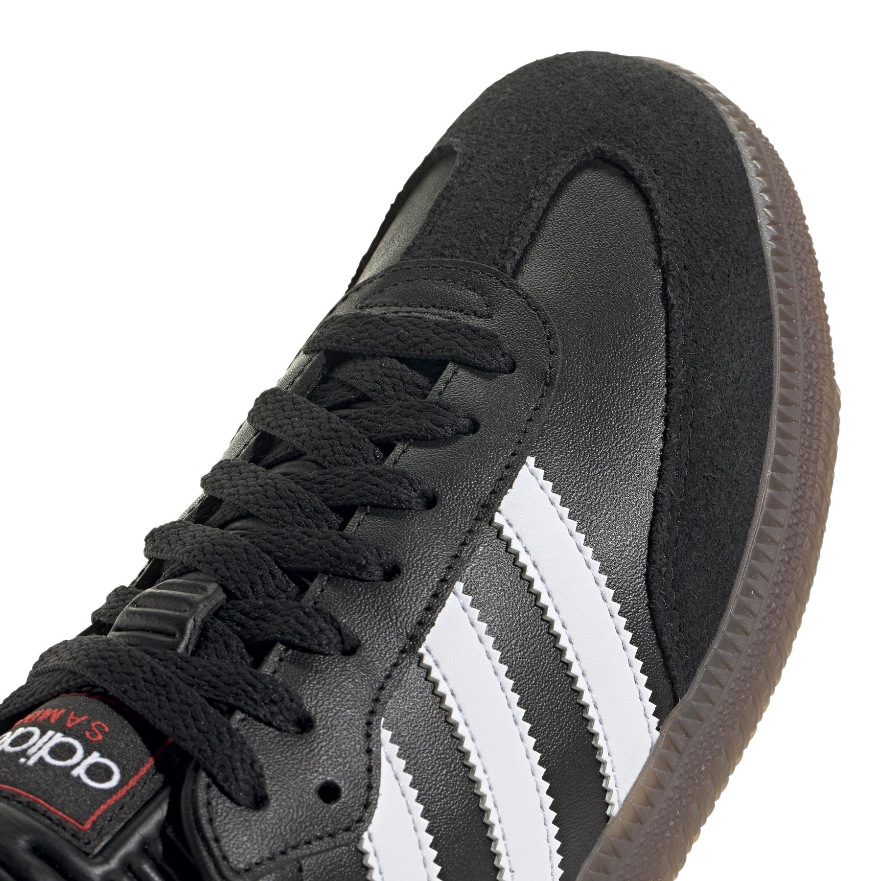 product/a/d/adidas_ih6000_7_footwear_photography_detail_view_1_white.jpg