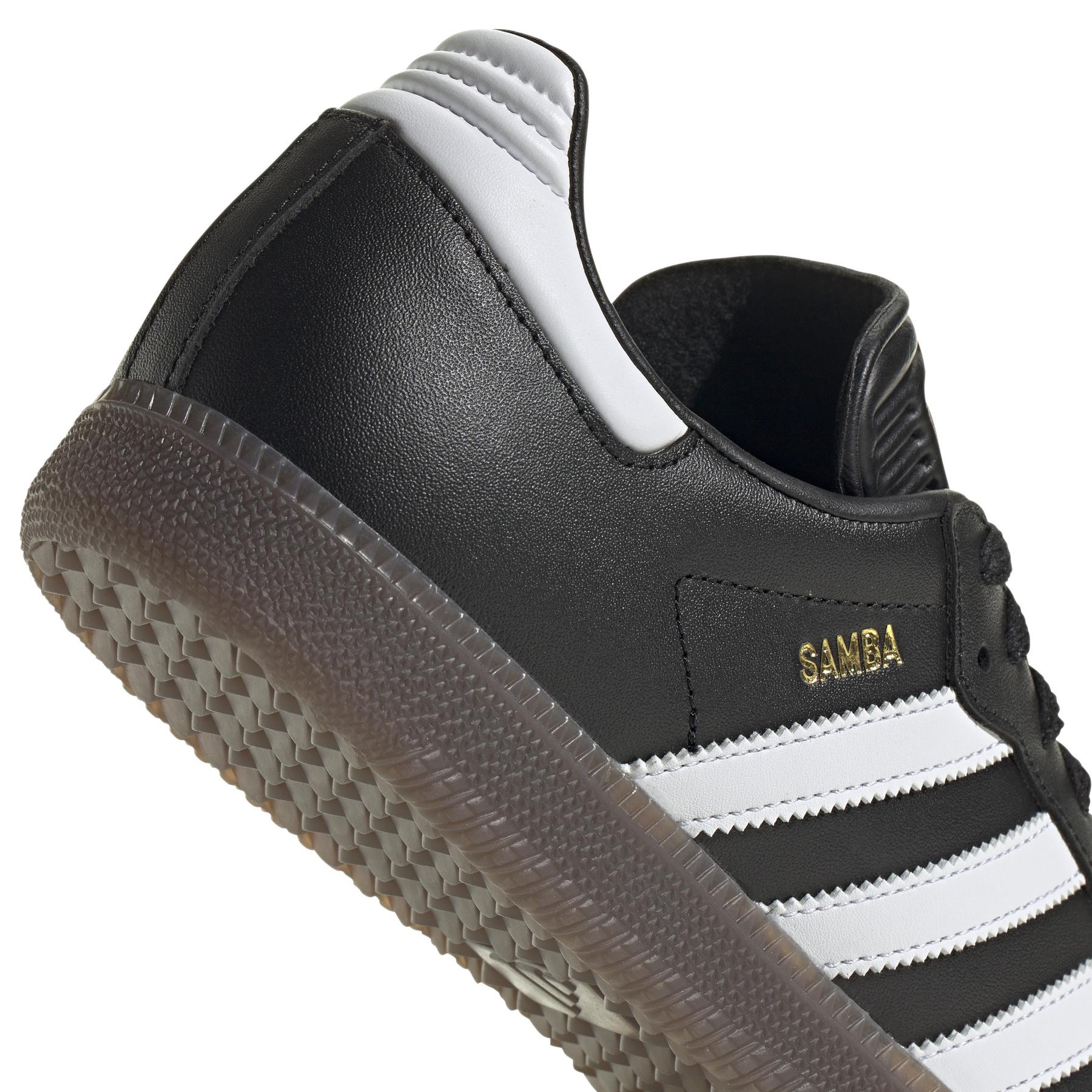 product/a/d/adidas_ih6000_8_footwear_photography_detail_view_2_white.jpg