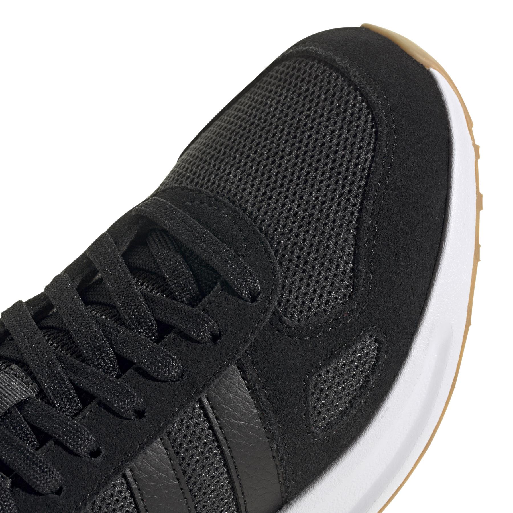 product/a/d/adidas_ih8623_9_footwear_photography_detail_view_2_white.jpg