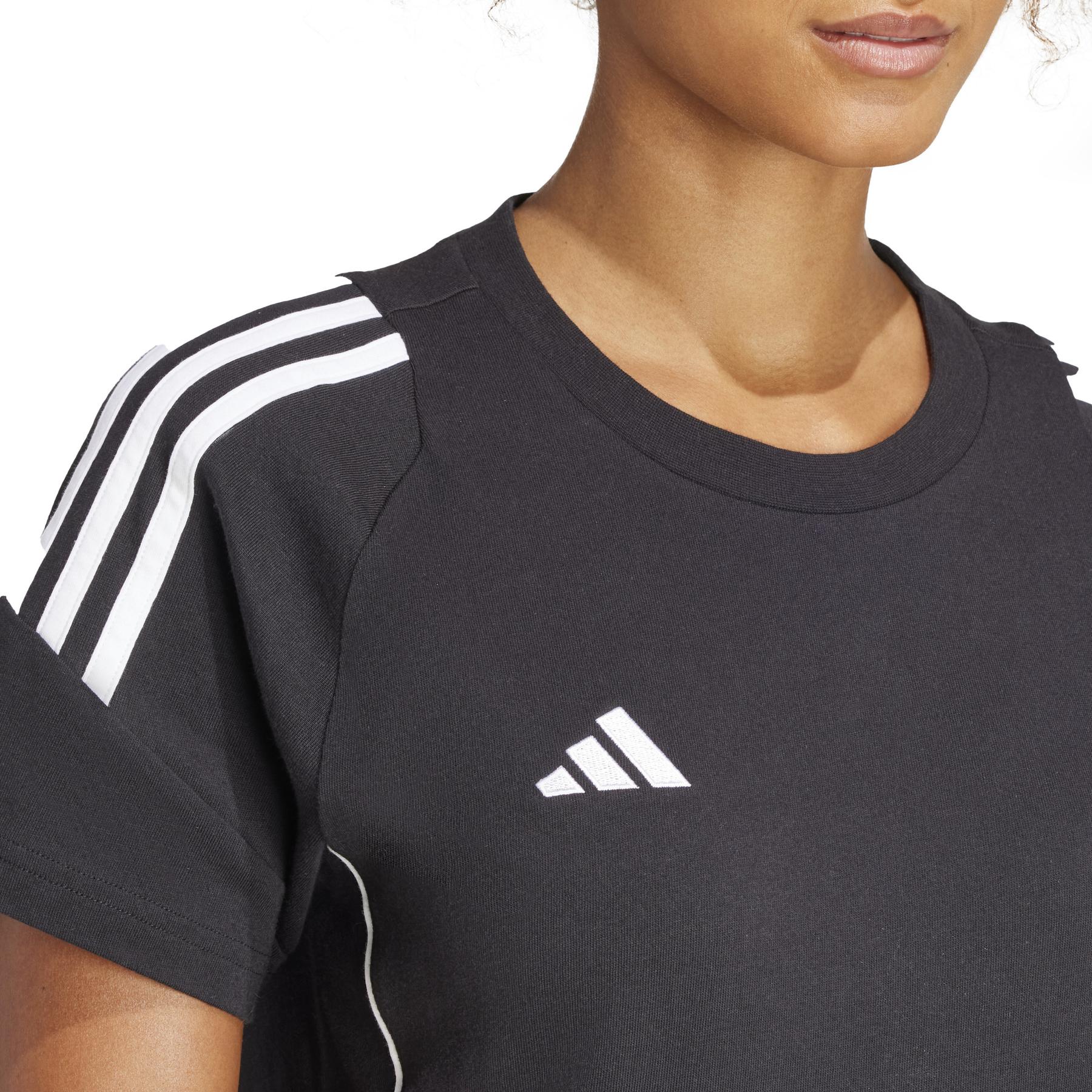 product/a/d/adidas_ij9955_9_apparel_on_model_detail_view_2_white.jpg