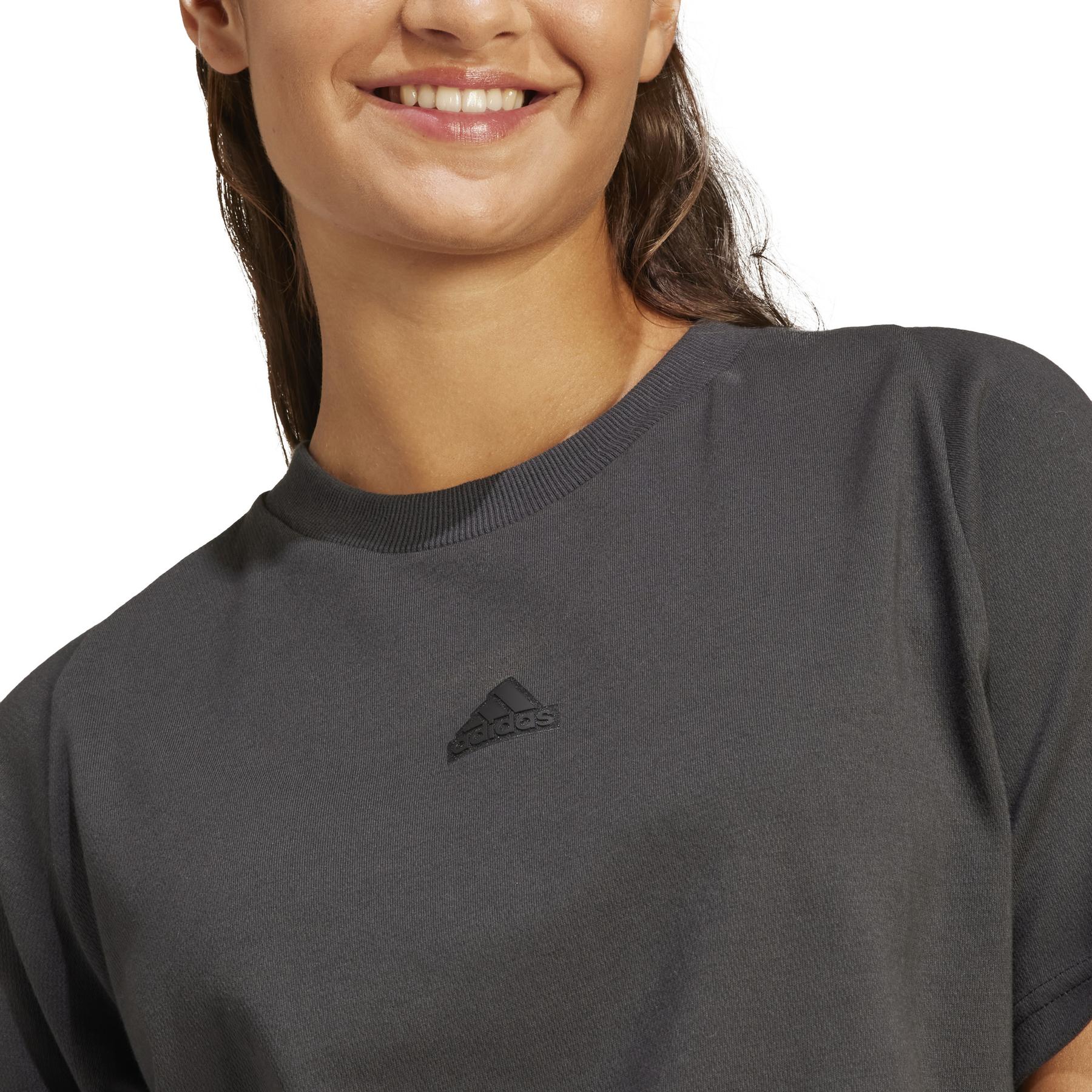 product/a/d/adidas_is3930_7_apparel_on_model_detail_view_1_white.jpg