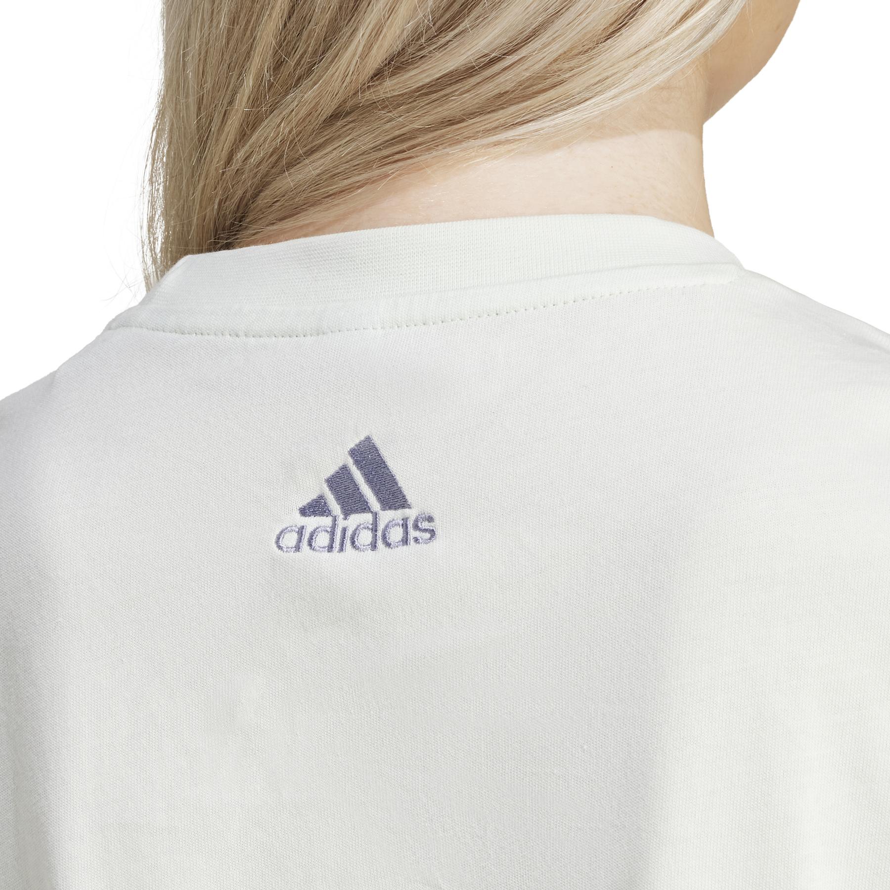 product/a/d/adidas_it1427_7_apparel_on_model_detail_view_1_white.jpg