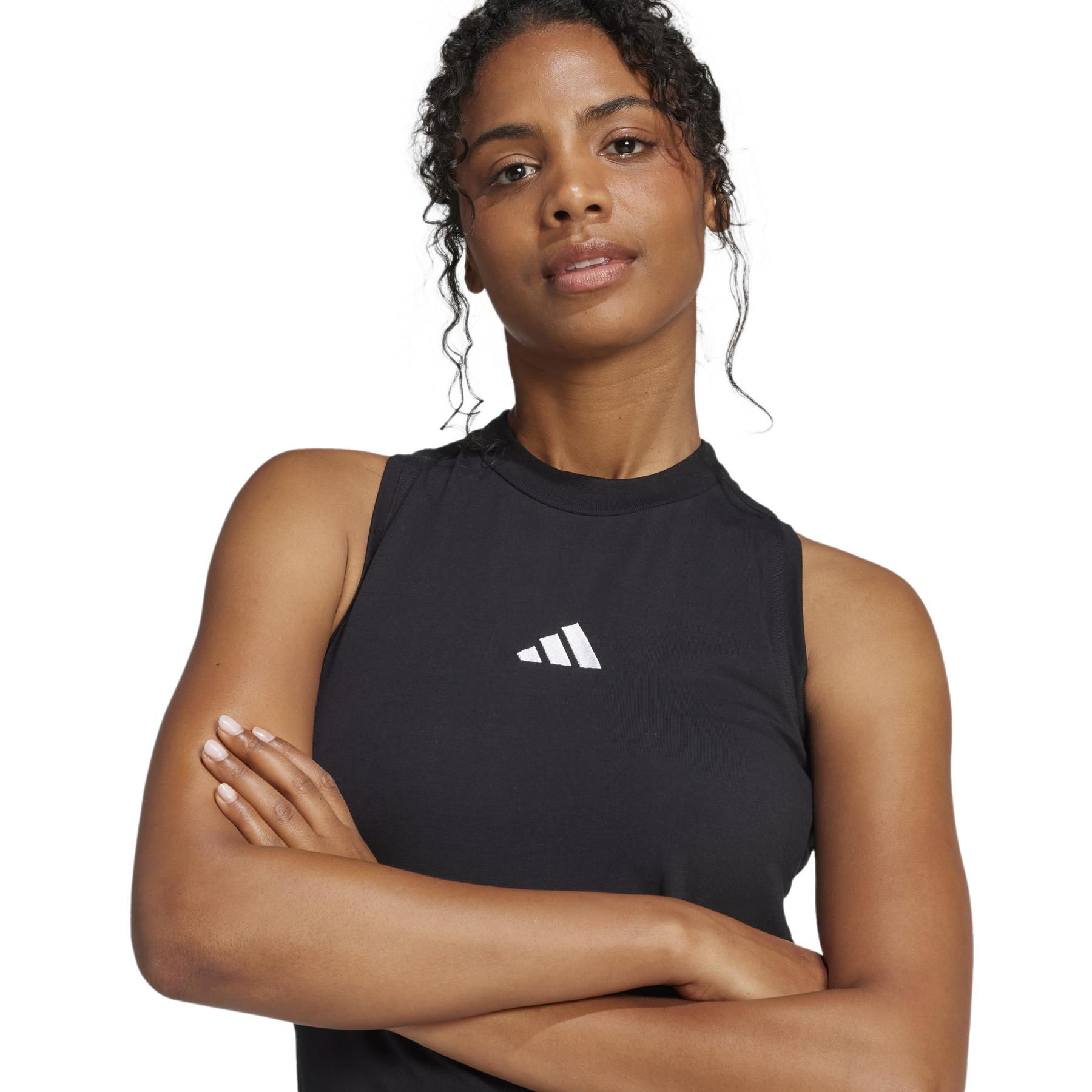 product/a/d/adidas_je1208_7_apparel_on_model_detail_view_2_white.jpg
