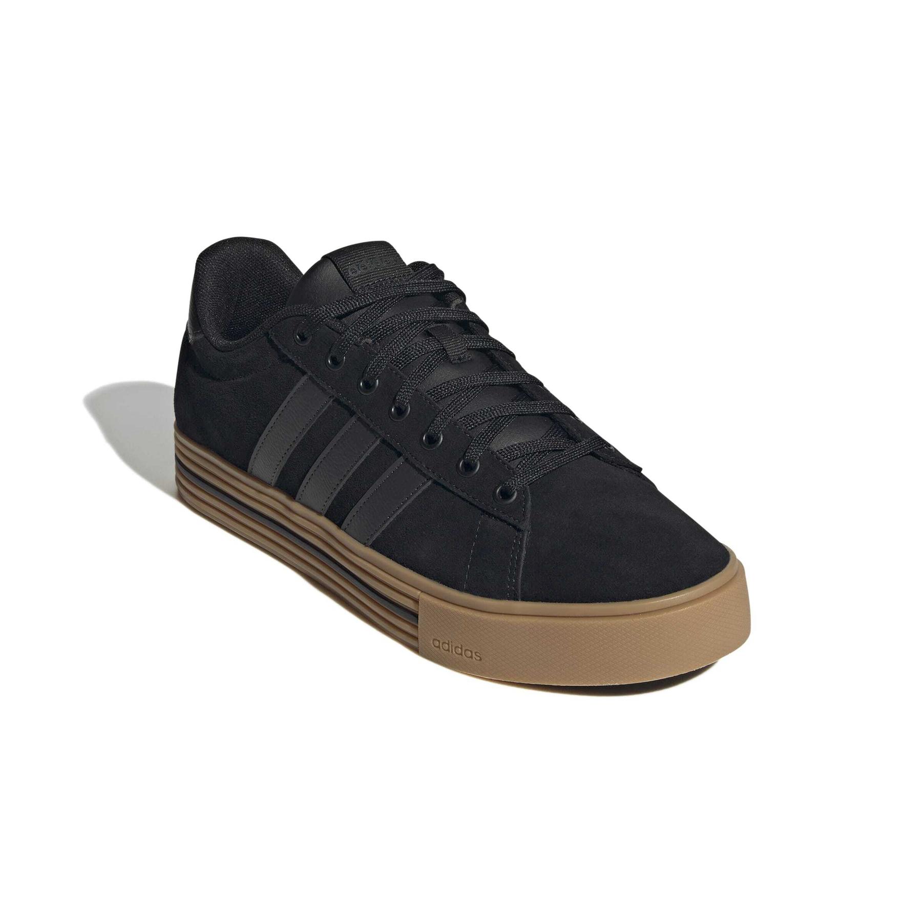 product/a/d/adidas_jh6930_6_footwear_photography_front_lateral_top_view_white-nw091625.jpg