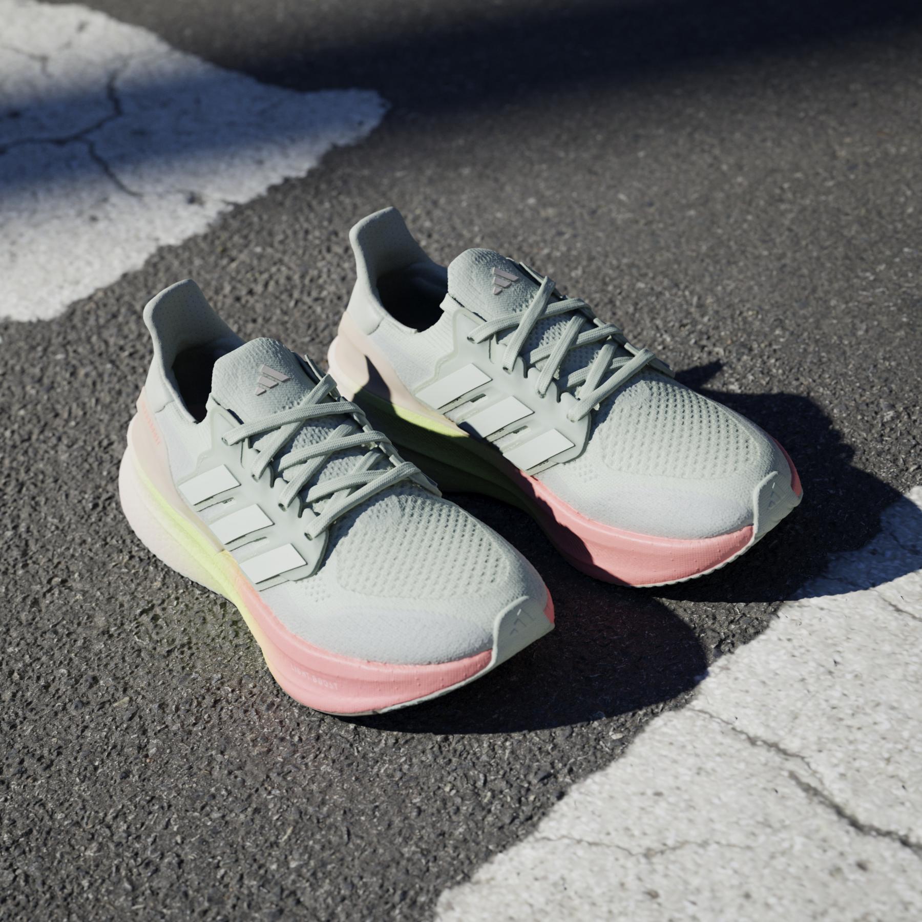product/a/d/adidas_jh9052_21_footwear_photography_heromrktng_view_8-nw091625.jpg