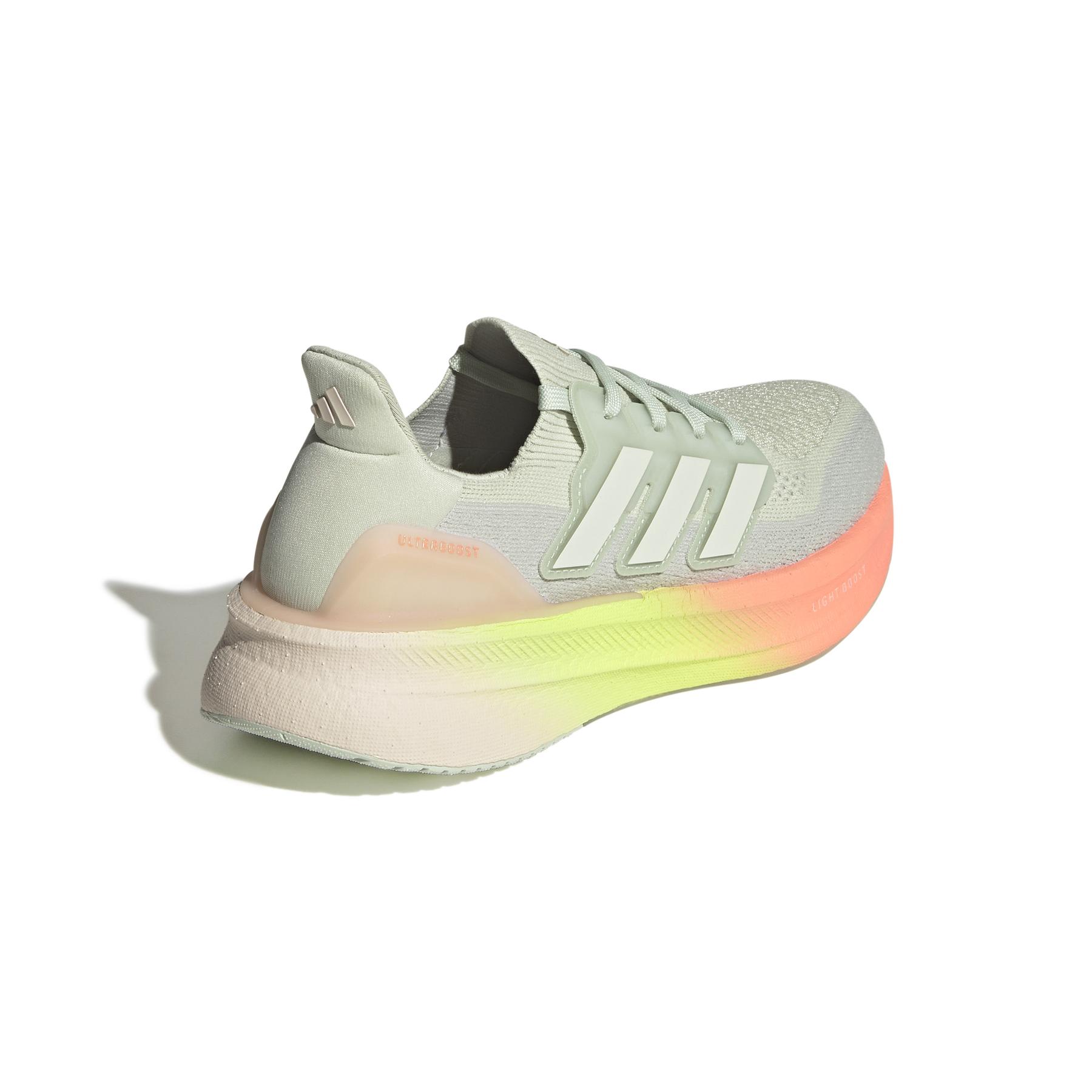 product/a/d/adidas_jh9052_7_footwear_photography_back_lateral_top_view_white-nw091625.jpg