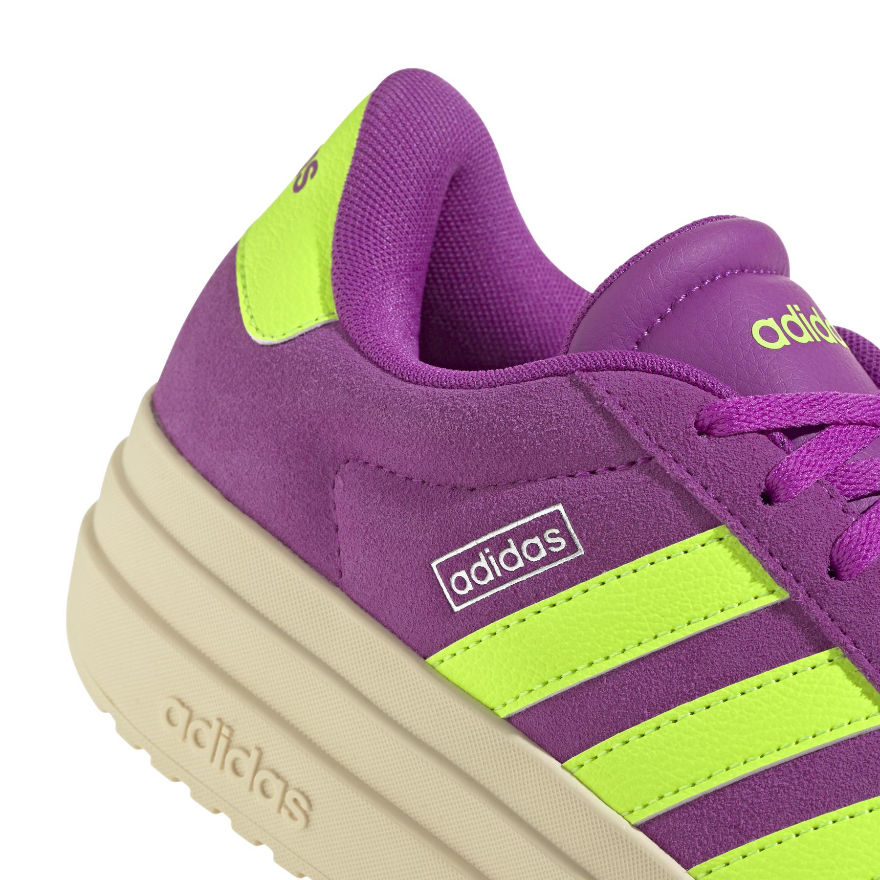 product/a/d/adidas_ji1785_9_footwear_photography_detail_view_2_white.jpg