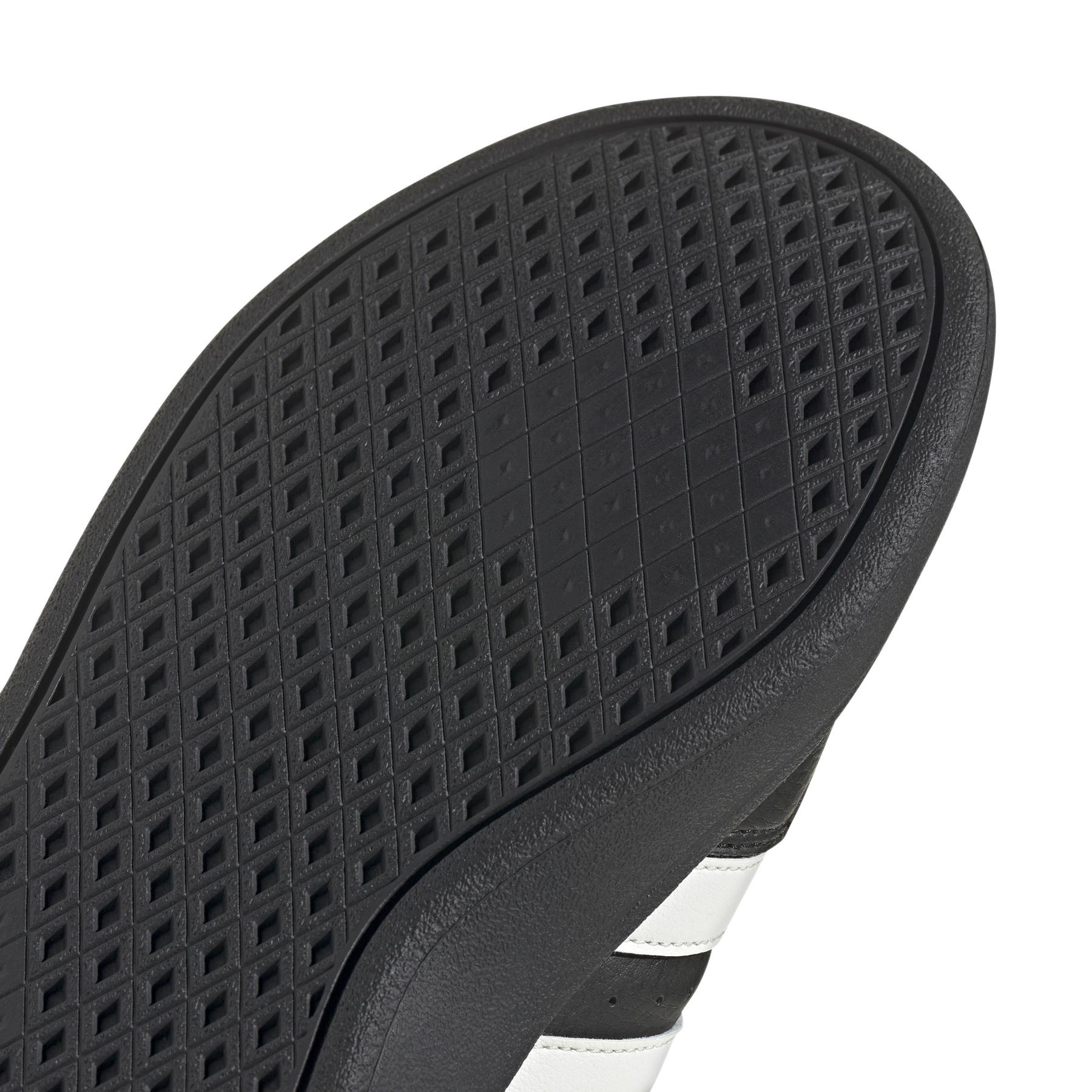 product/a/d/adidas_ji4859_8_footwear_photography_detail_view_1_white-nw091625.jpg