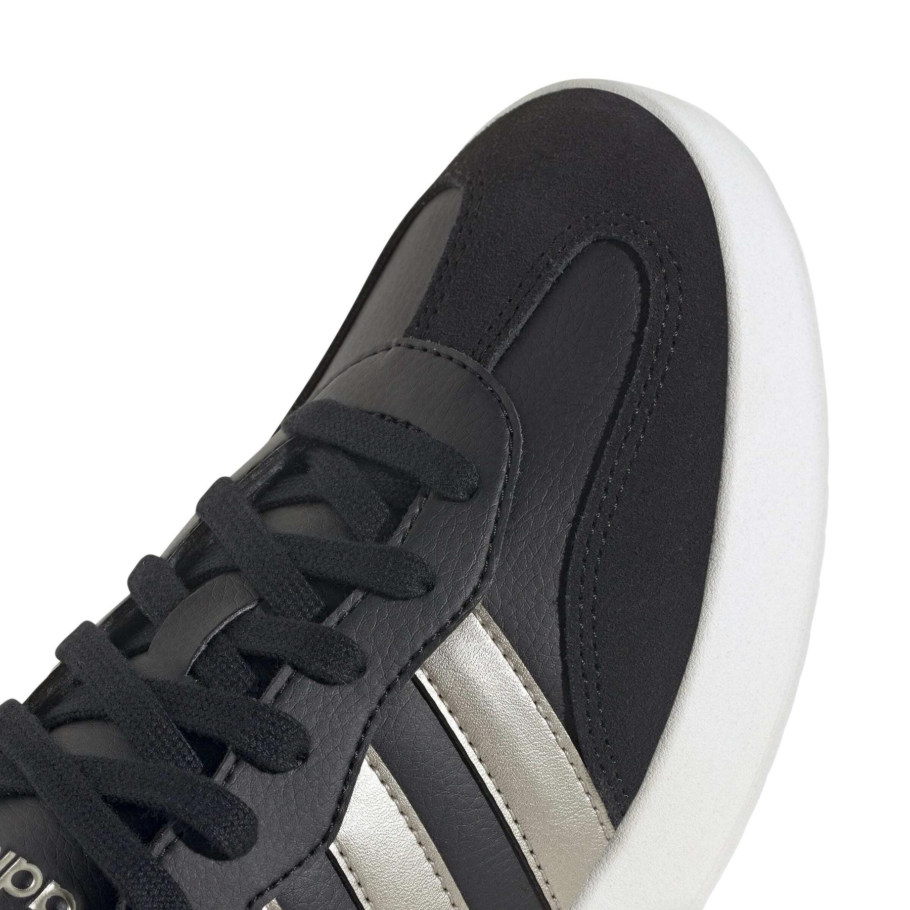 product/a/d/adidas_ji4906_9_footwear_photography_detail_view_2_white-nw091625.jpg