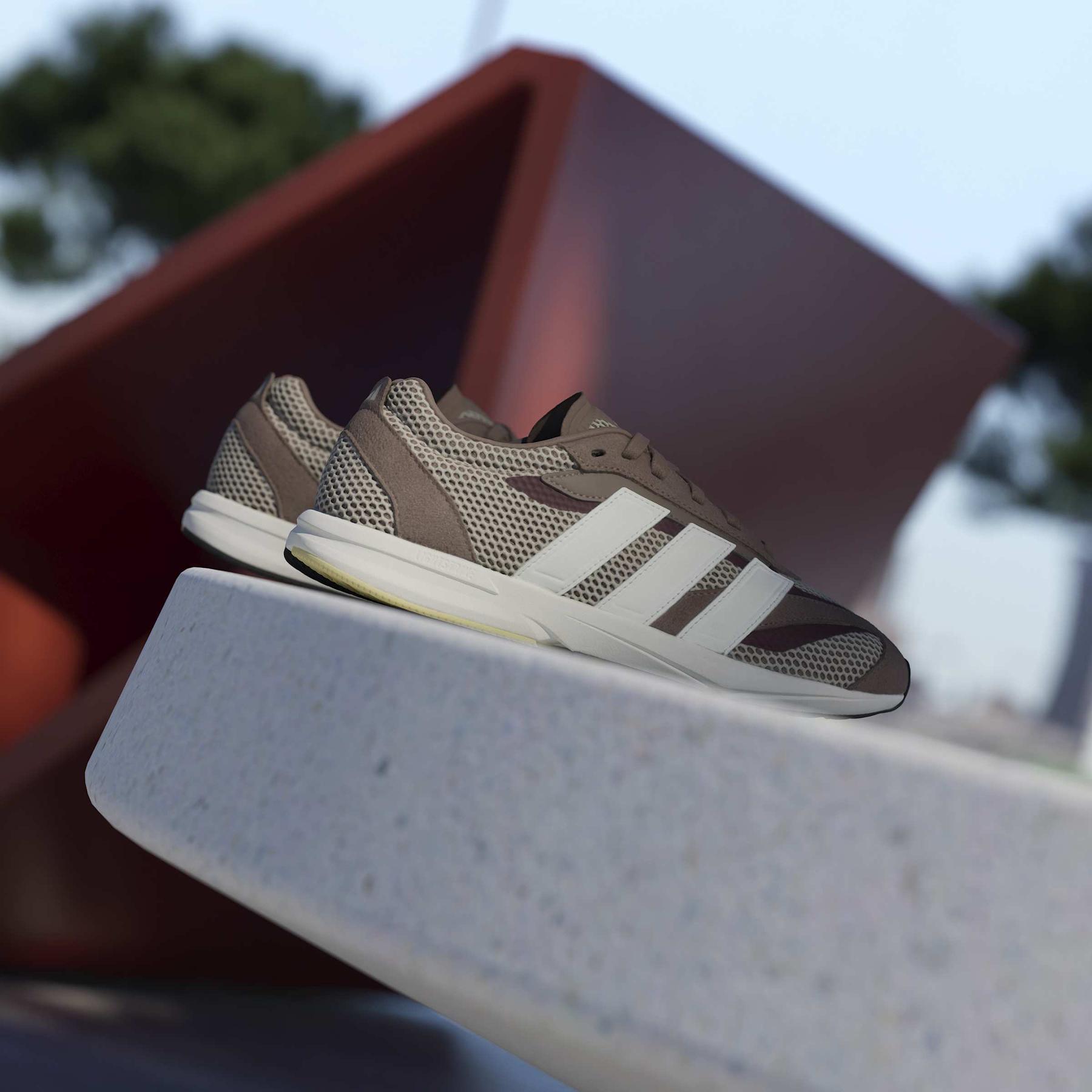 product/a/d/adidas_jp6183_19_footwear_photography_heromrktng_view_6-nw091625.jpg
