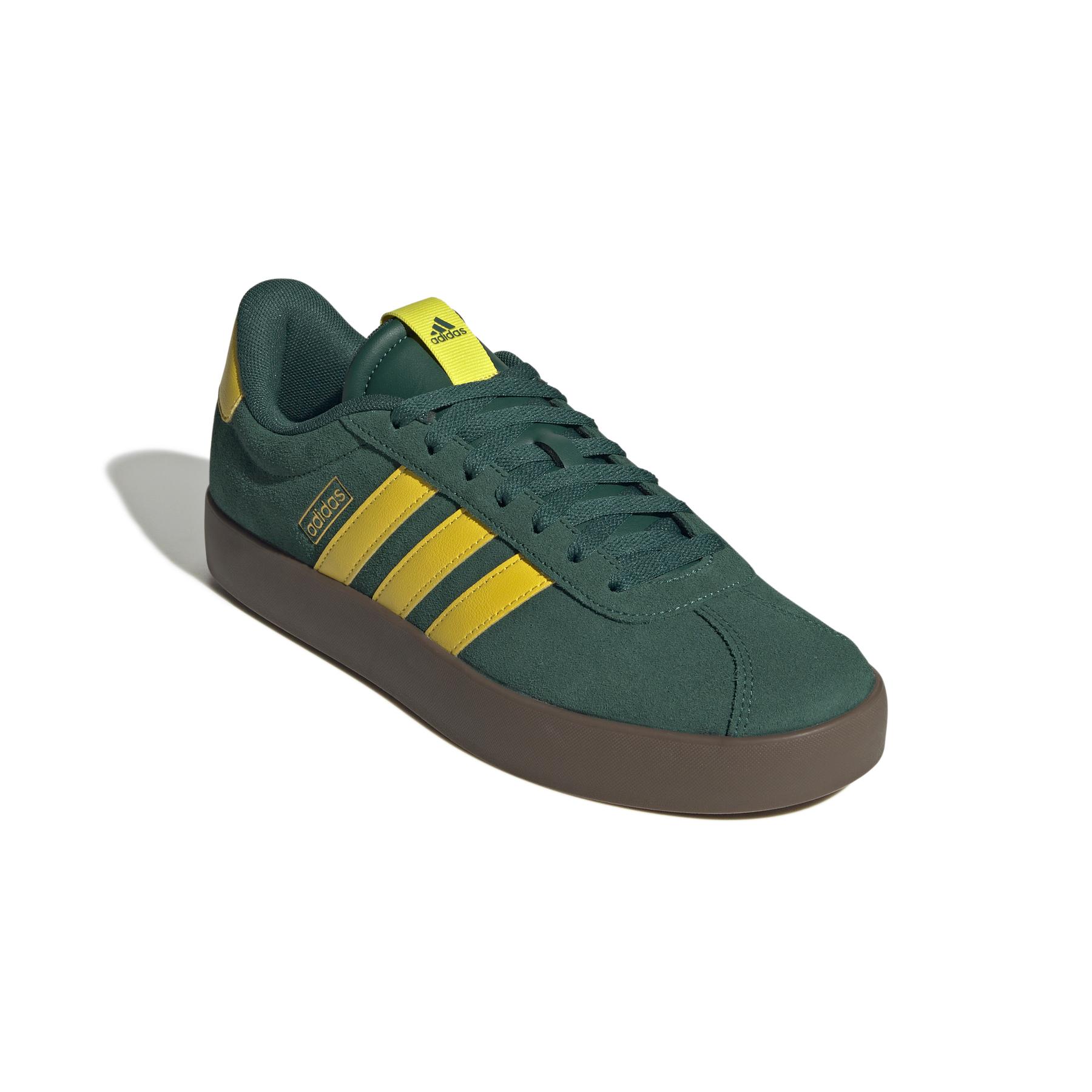 product/a/d/adidas_jp7535_6_footwear_photography_front_lateral_top_view_white-nw091625.jpg