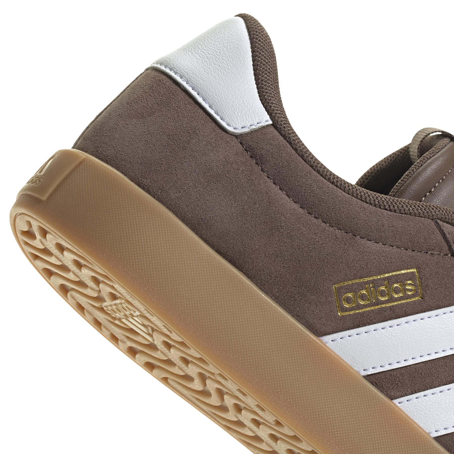 product/a/d/adidas_jp7536_9_footwear_photography_detail_view_2_white.jpg