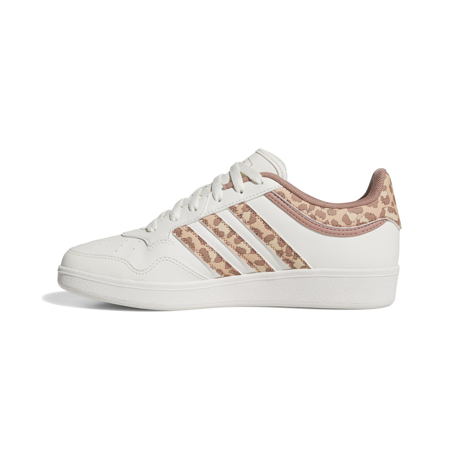 product/a/d/adidas_jq2785_5_footwear_photography_side_medial_center_view_white-nw091625.jpg