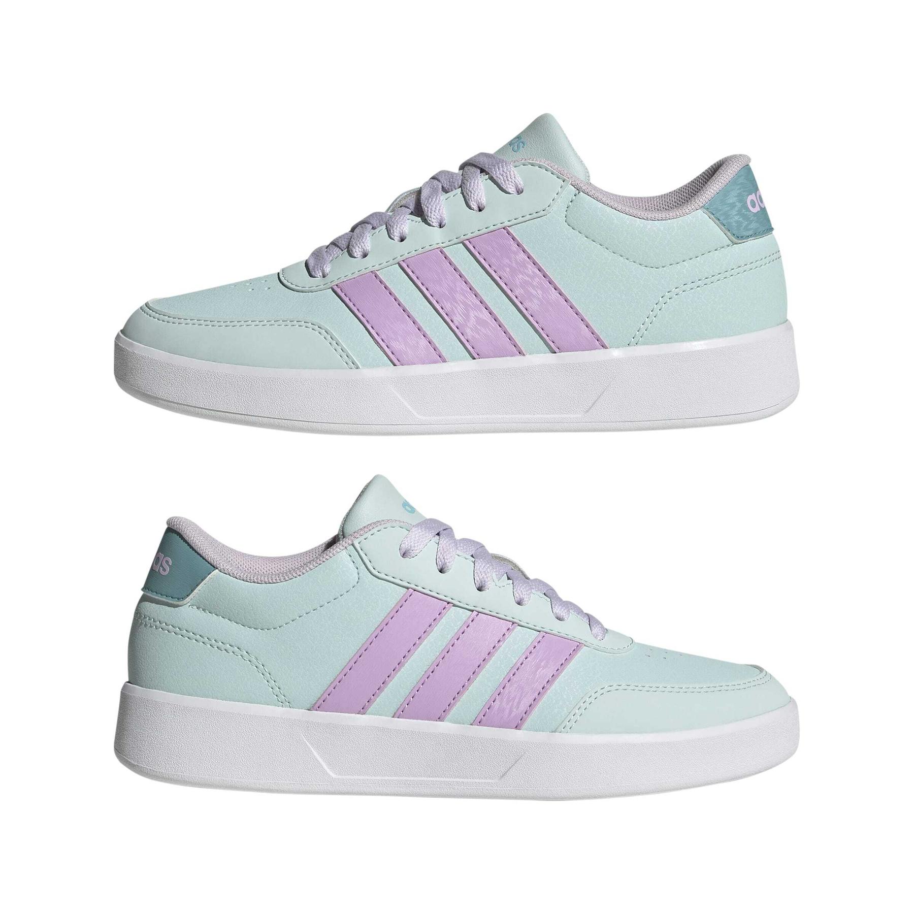 product/a/d/adidas_jq3040_10_footwear_photography_mirrored_pair_view_white-nw091625.jpg