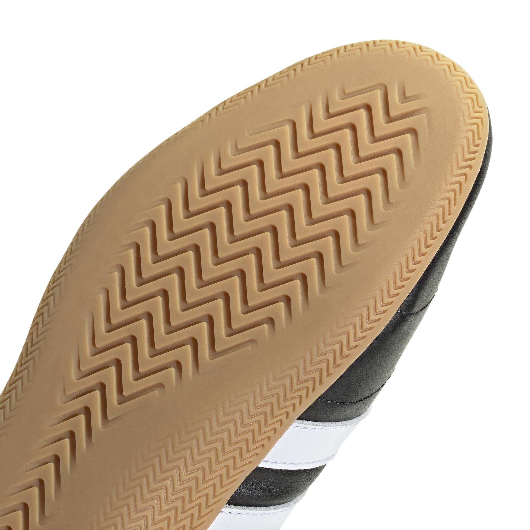 product/a/d/adidas_jq9684_cblack-ftwwht-gum3_9.jpg