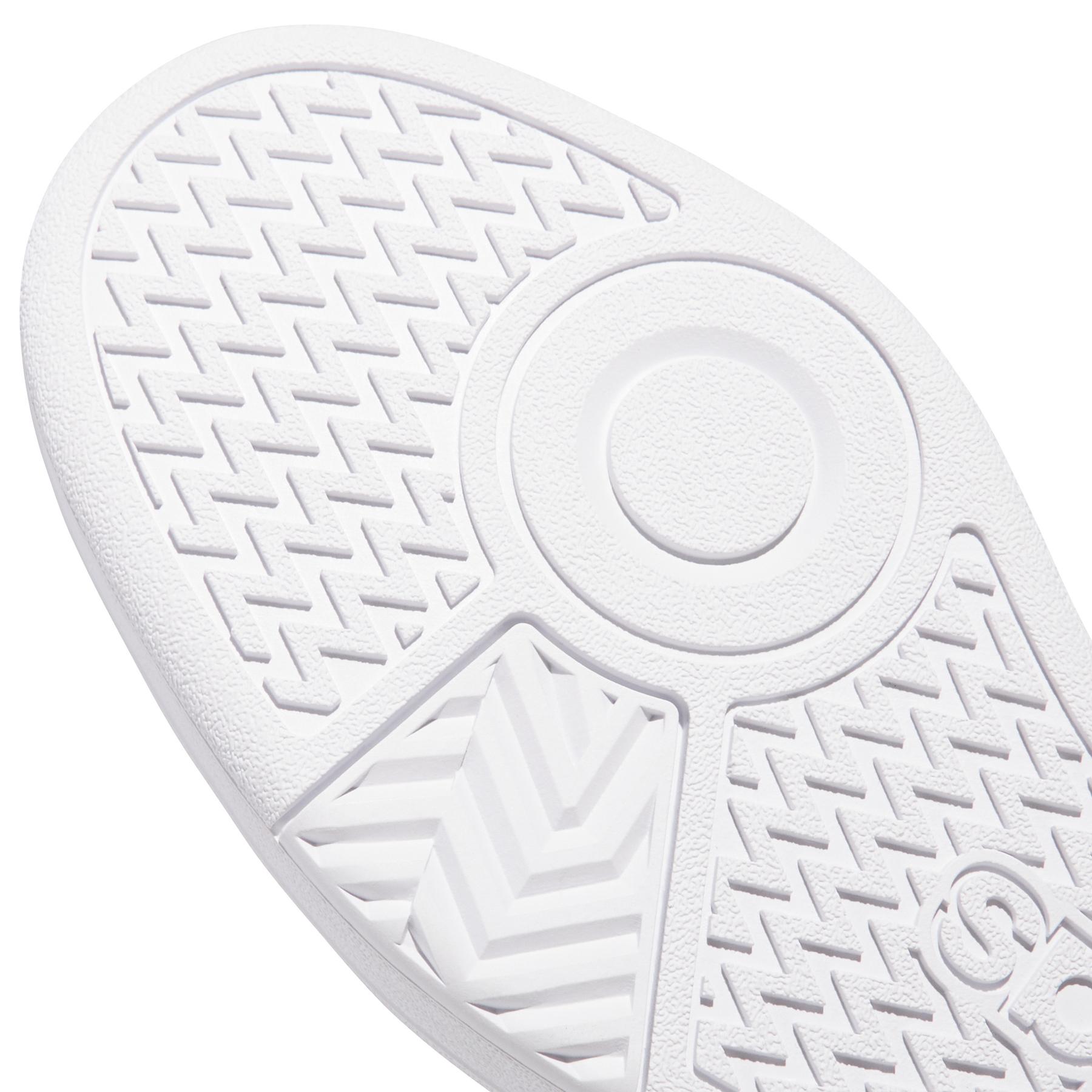 product/a/d/adidas_jq9998_9_footwear_photography_detail_view_2_white-nw091625.jpg