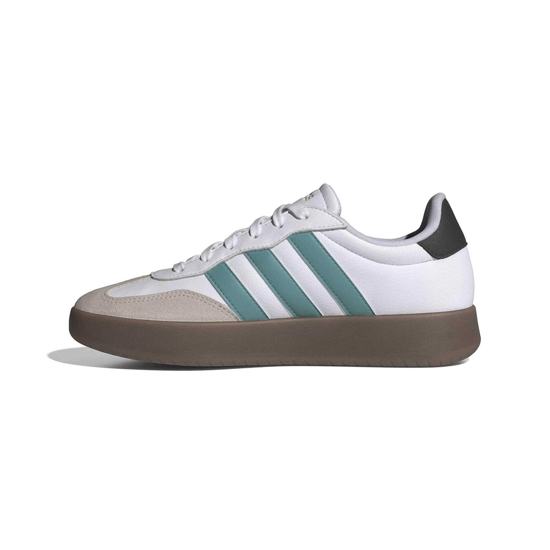 product/a/d/adidas_jr1194_5_footwear_photography_side_medial_center_view_white-nw091625.jpg