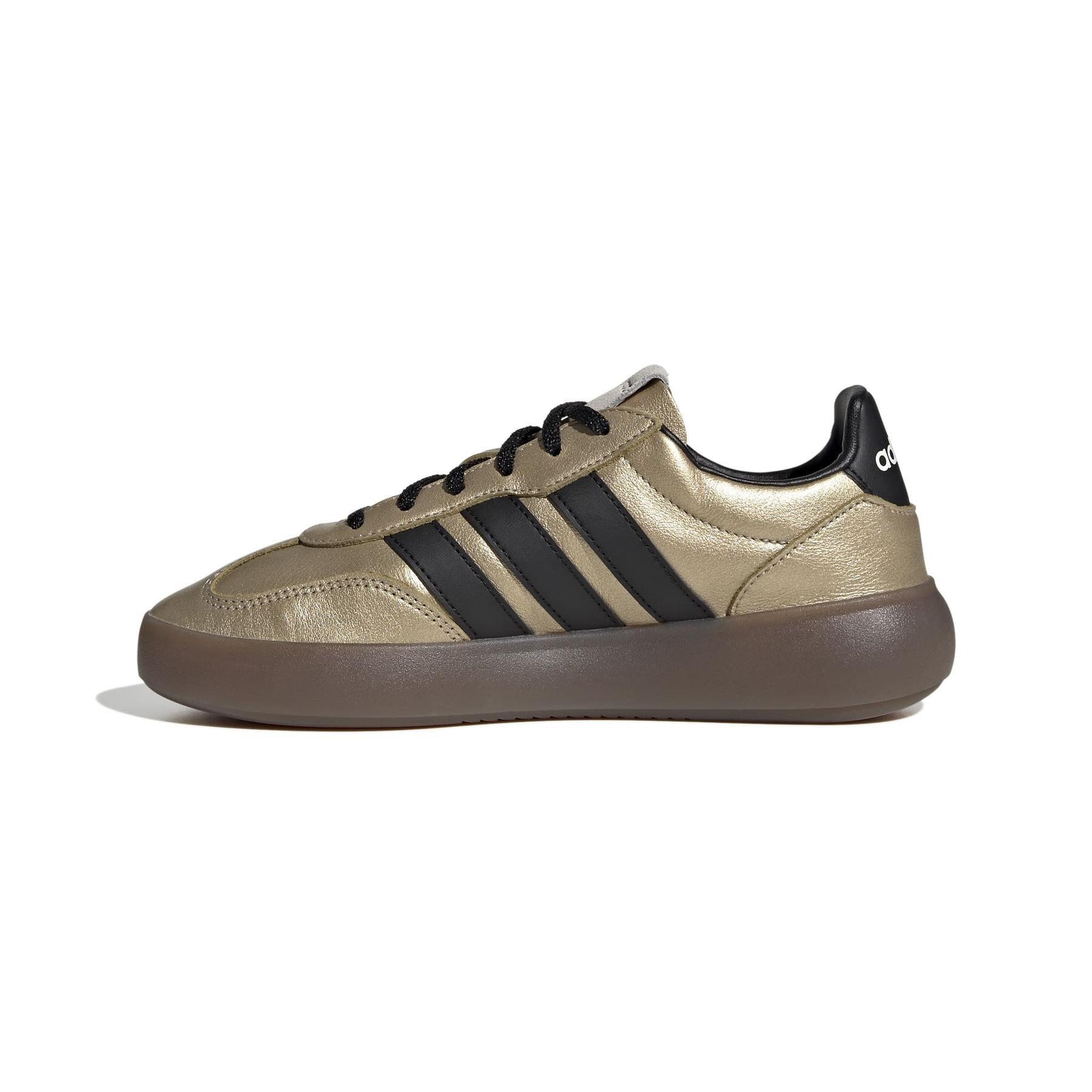 product/a/d/adidas_jr1218_5_footwear_photography_side_medial_center_view_white-nw091625.jpg