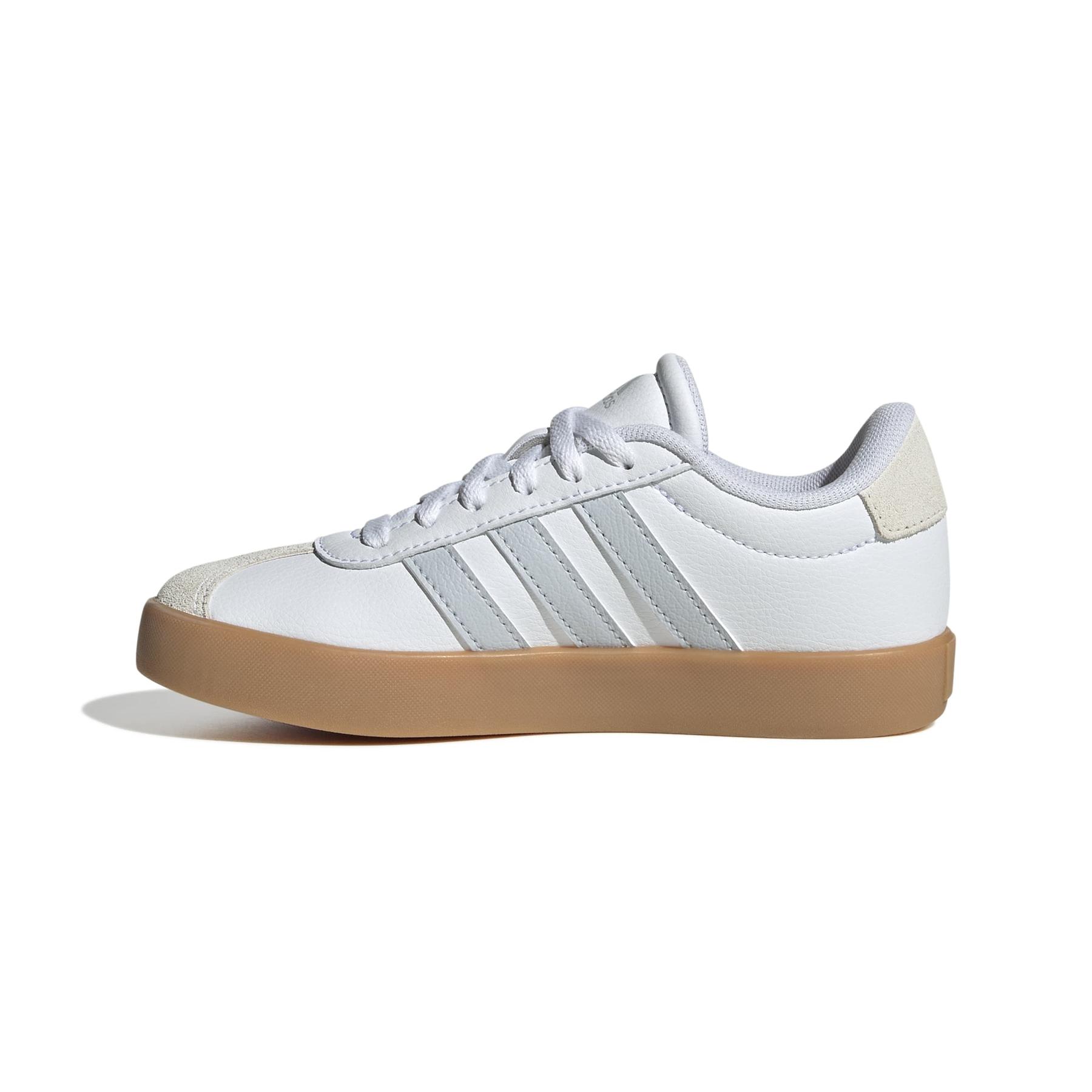 product/a/d/adidas_jr2220_5_footwear_photography_side_medial_center_view_white-nw091625.jpg