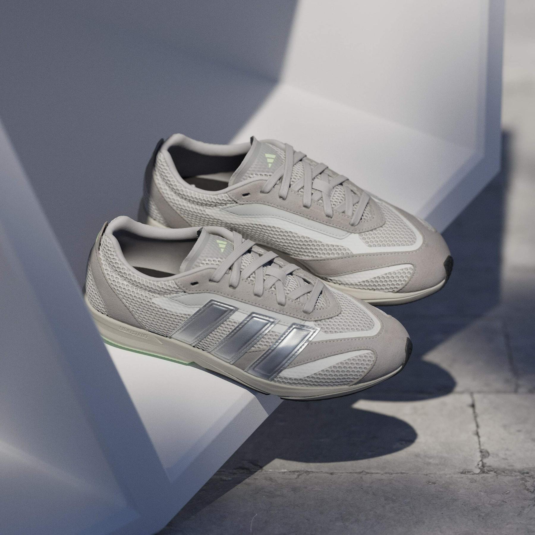 product/a/d/adidas_jr4838_19_footwear_photography_heromrktng_view_5-nw091725.jpg