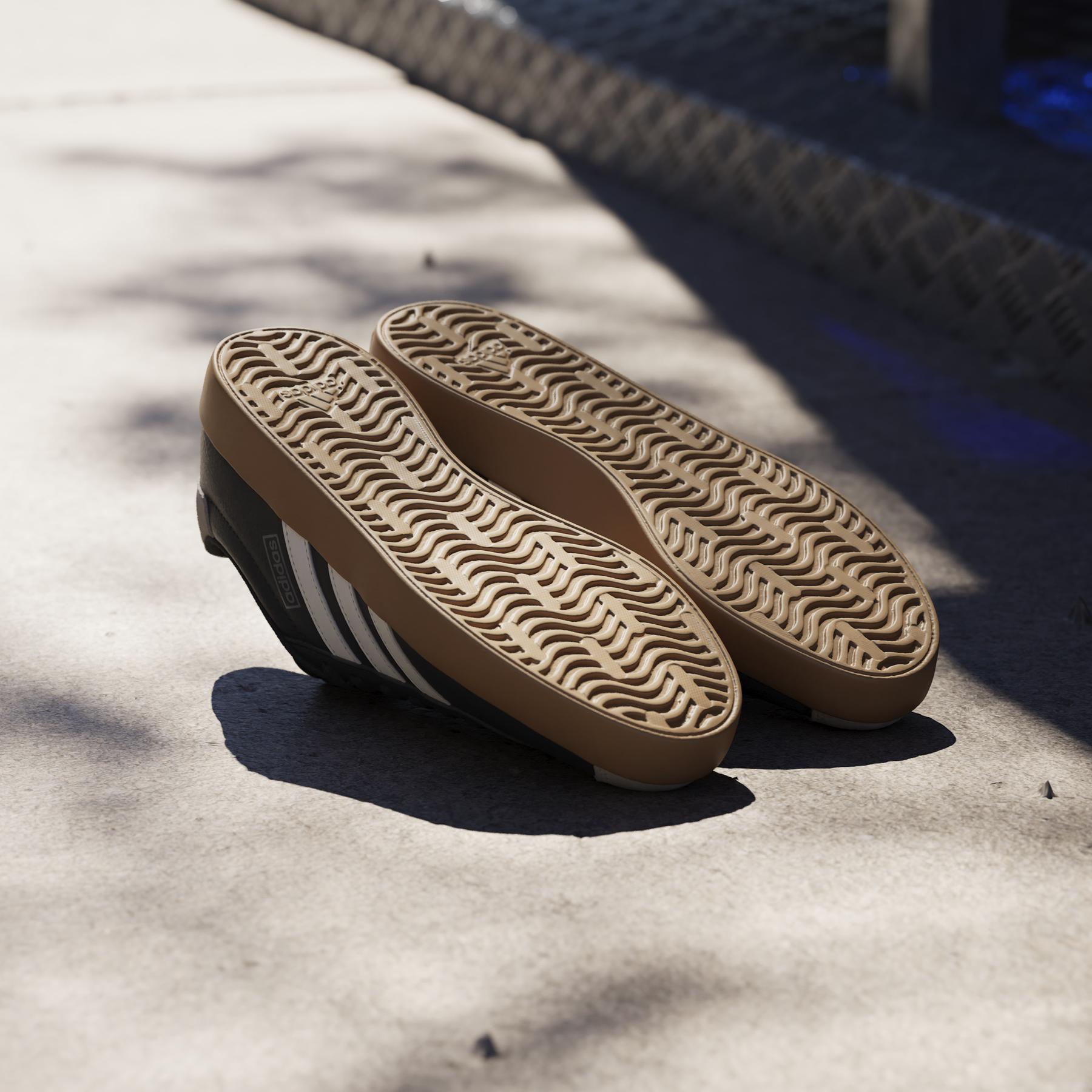 product/a/d/adidas_js0504_15_footwear_photography_heromrktng_view_4-nw091725.jpg