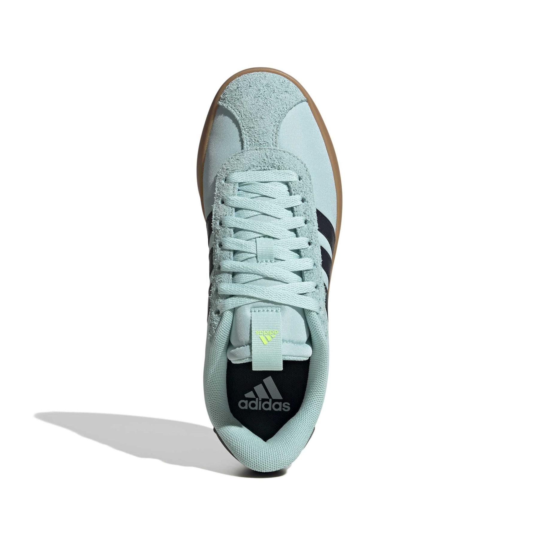 product/a/d/adidas_js2057_3_footwear_photography_top_portrait_view_white-nw091725.jpg