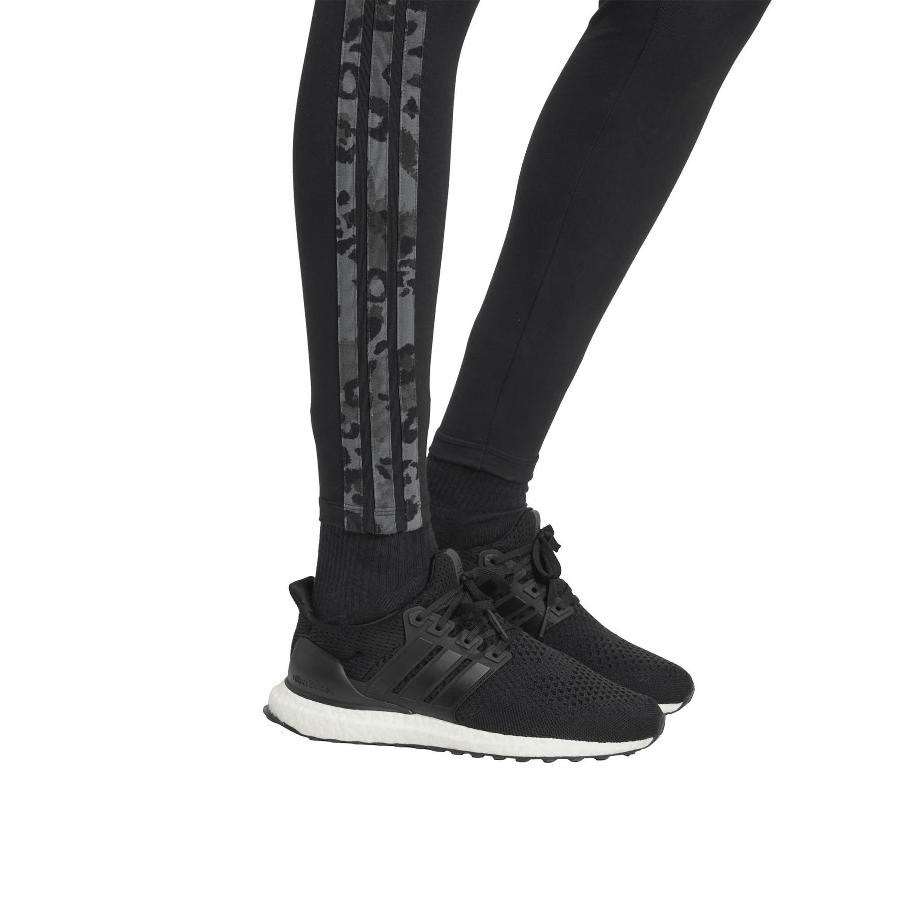 product/a/d/adidas_kb6009_black-multco-grefiv_6.jpg